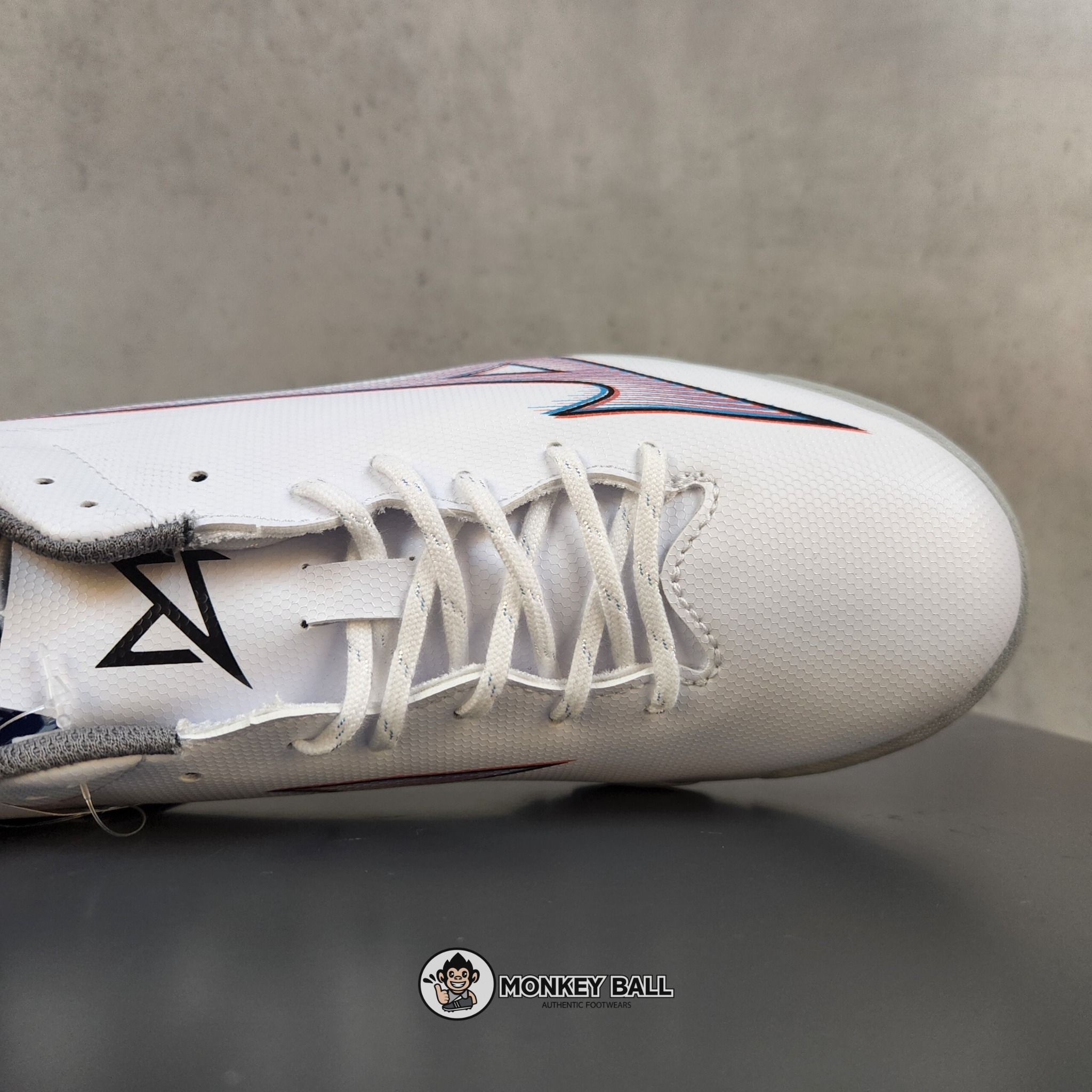 Mizuno Alpha Select As - P1GD236509 - Trắng
