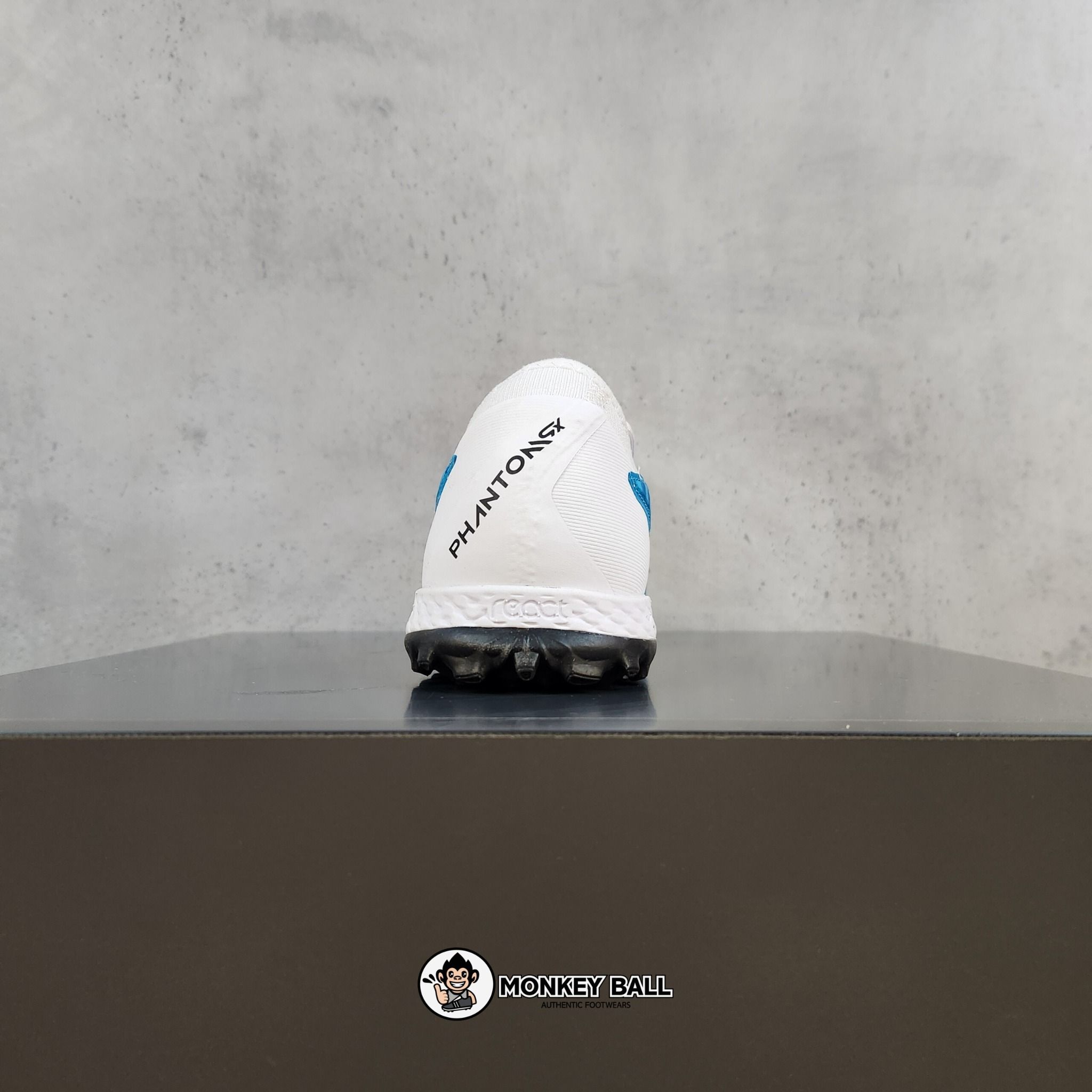 Nike React Phantom GX Pro