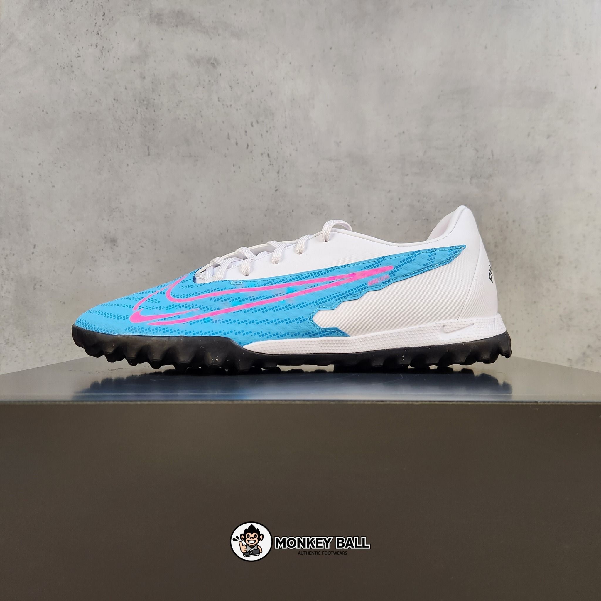 Nike Phantom GX Academy