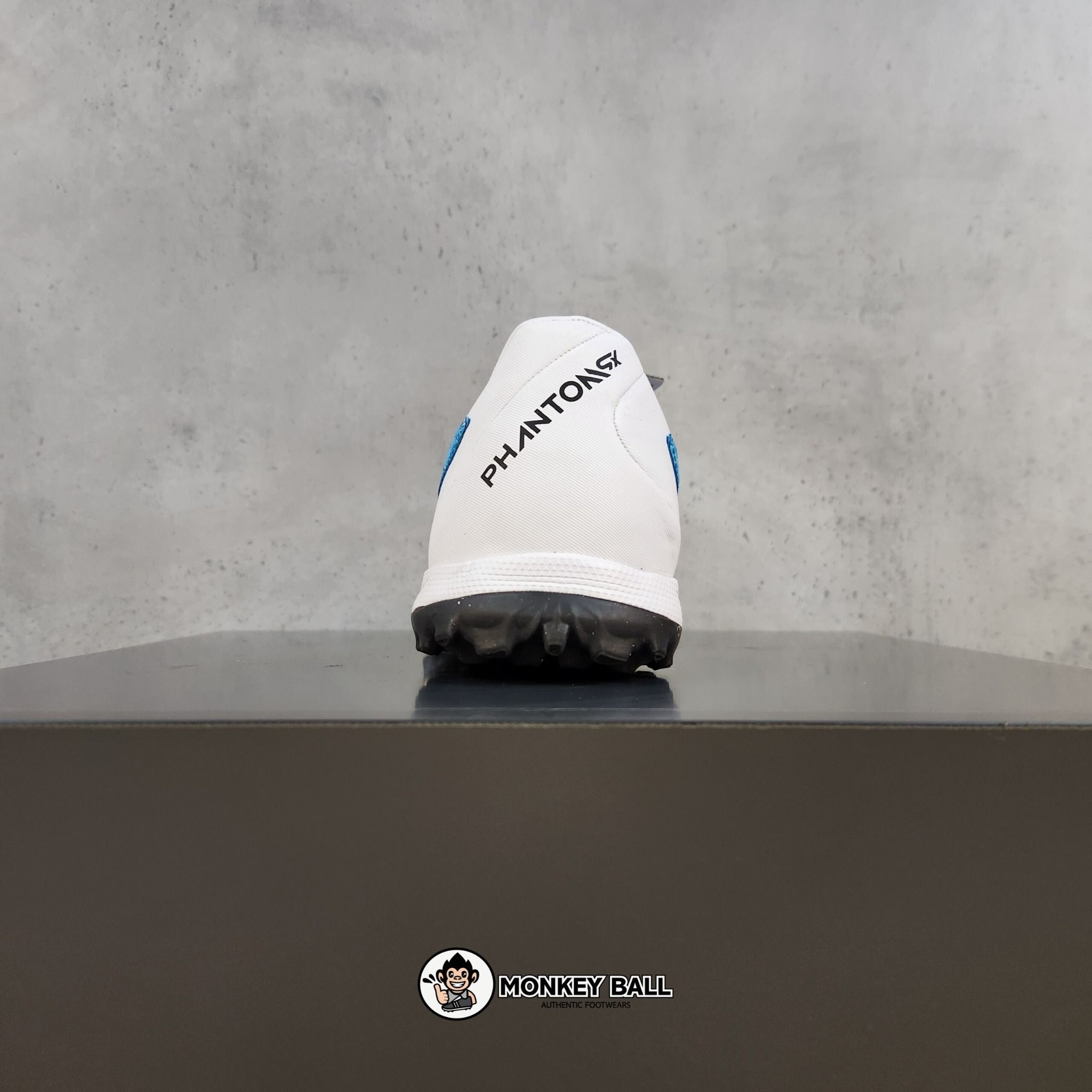 Nike Phantom GX Academy