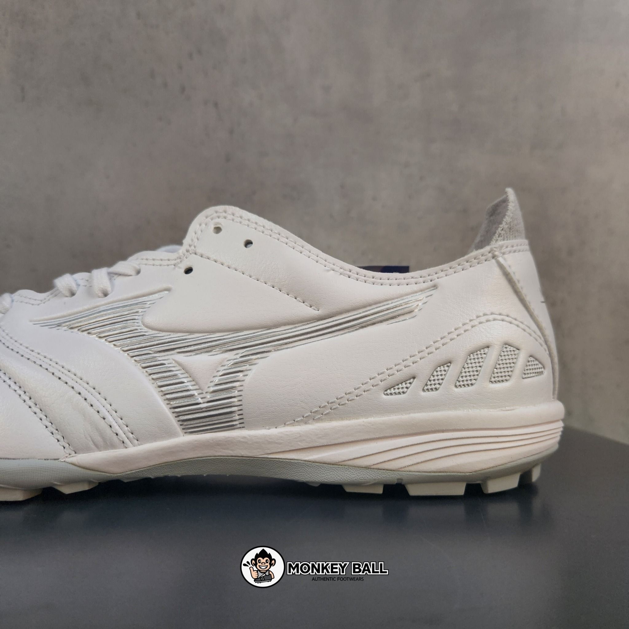 Mizuno Morelia Neo 3 Pro AS - P1GD238404 - Trắng / Bạc