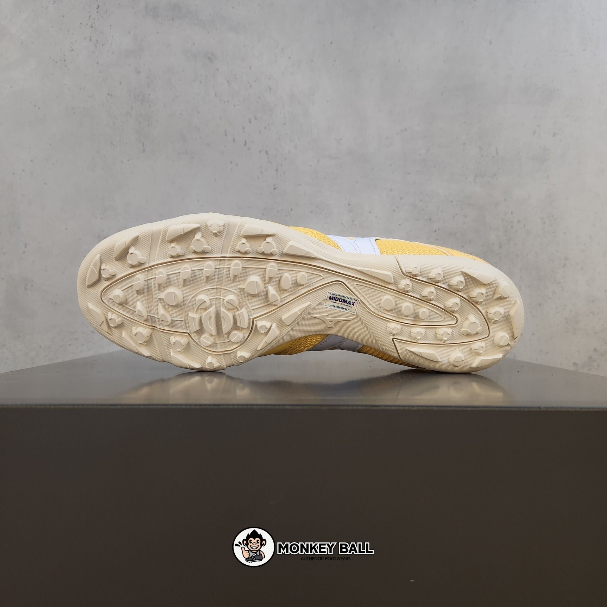 Mizuno Morelia MRL Sala Club TF - Q1GB230372 - Vàng/Trắng