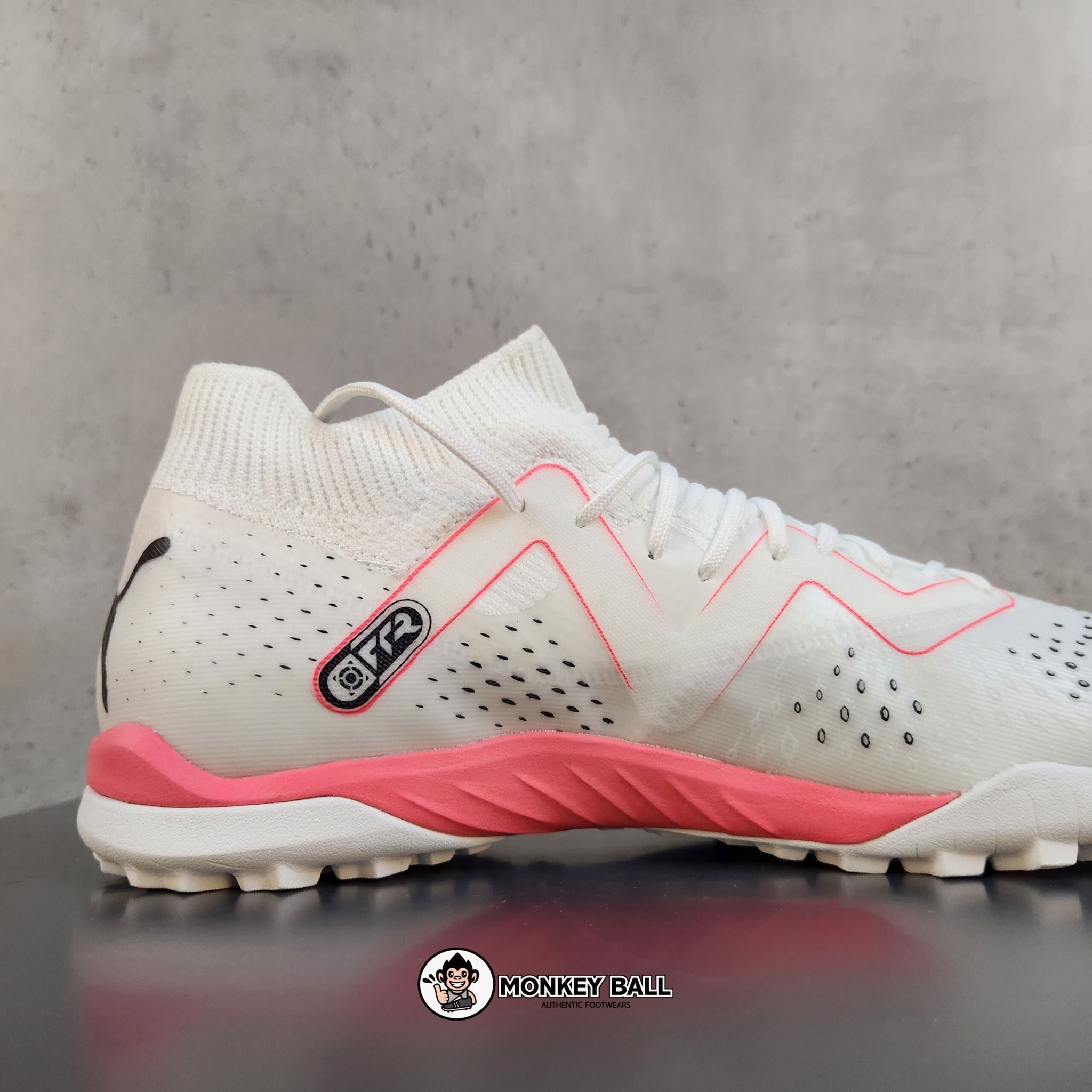 Puma Future Match TF - 107374-01 - Trắng / Hồng