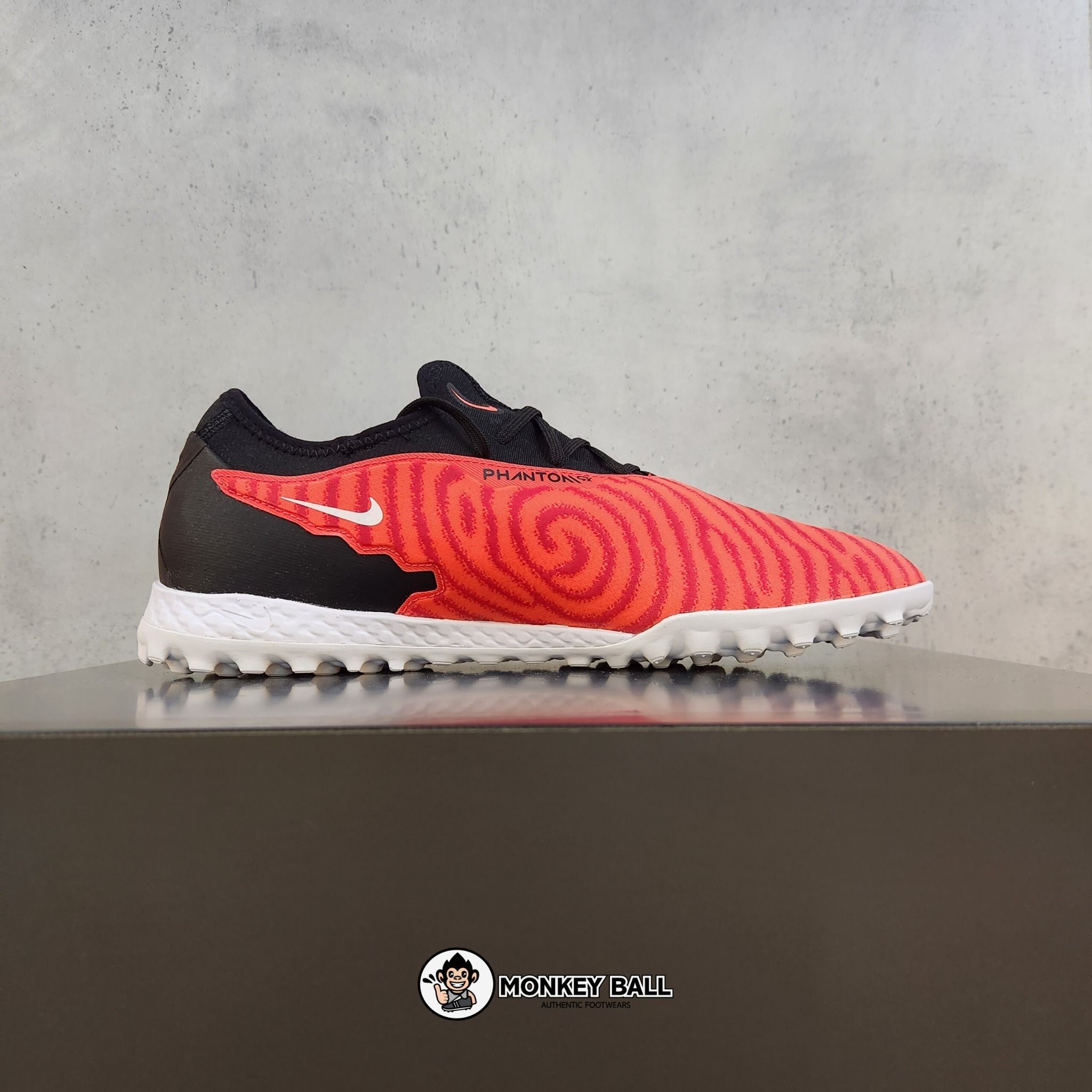 Nike React Phantom GX Pro