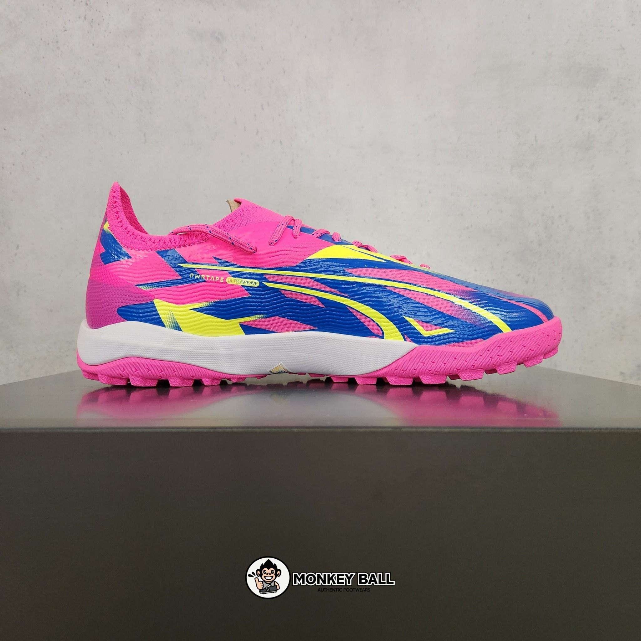 Puma Ultra Ultimate Energy TT - 10785801 - Hồng Xanh