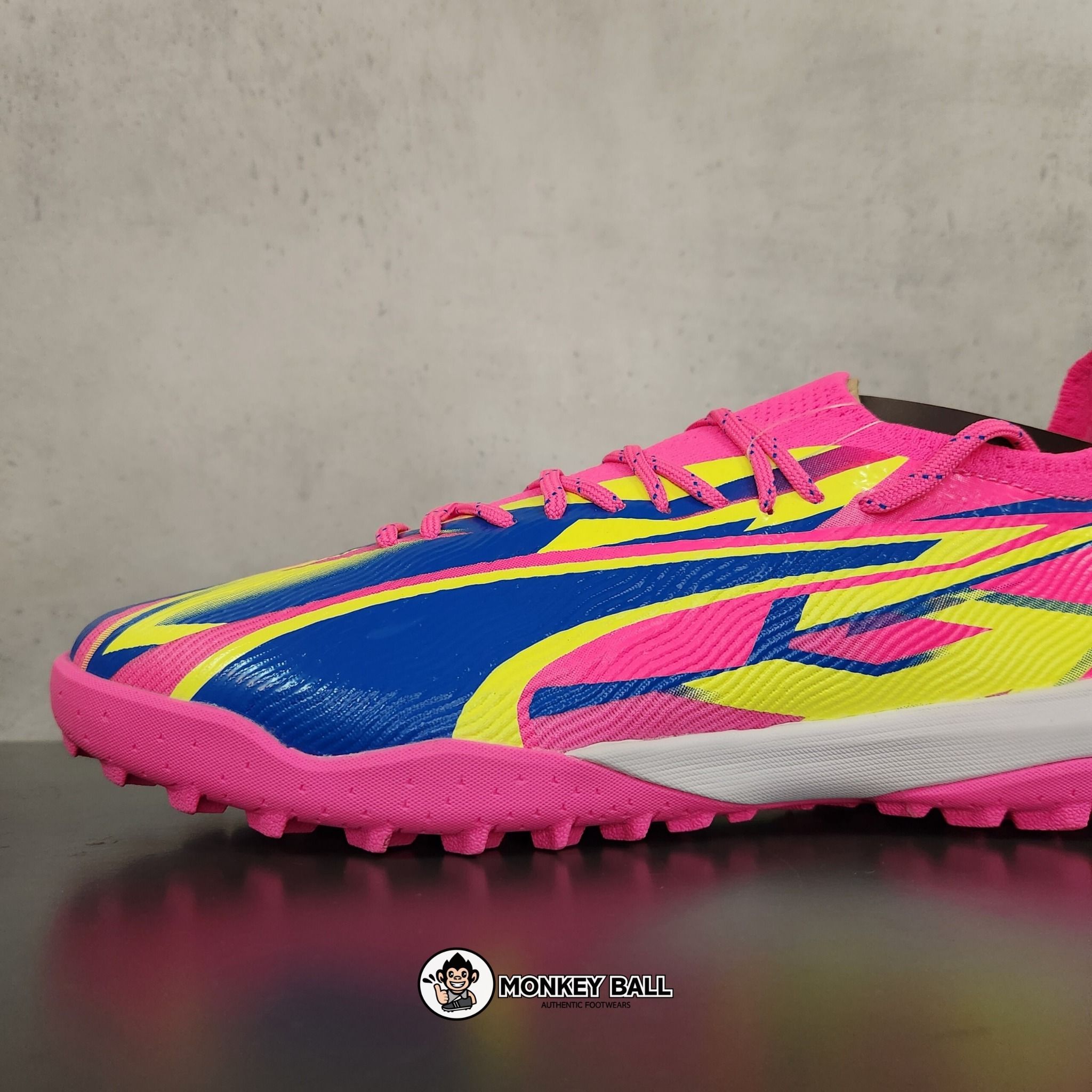 Puma Ultra Ultimate Energy TT - 10785801 - Hồng Xanh