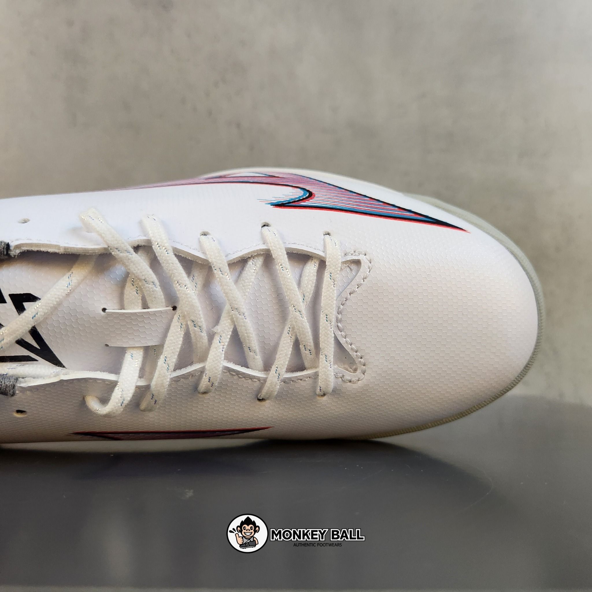 Mizuno Alpha Select TF - P1GD236609 - Trắng Bạc