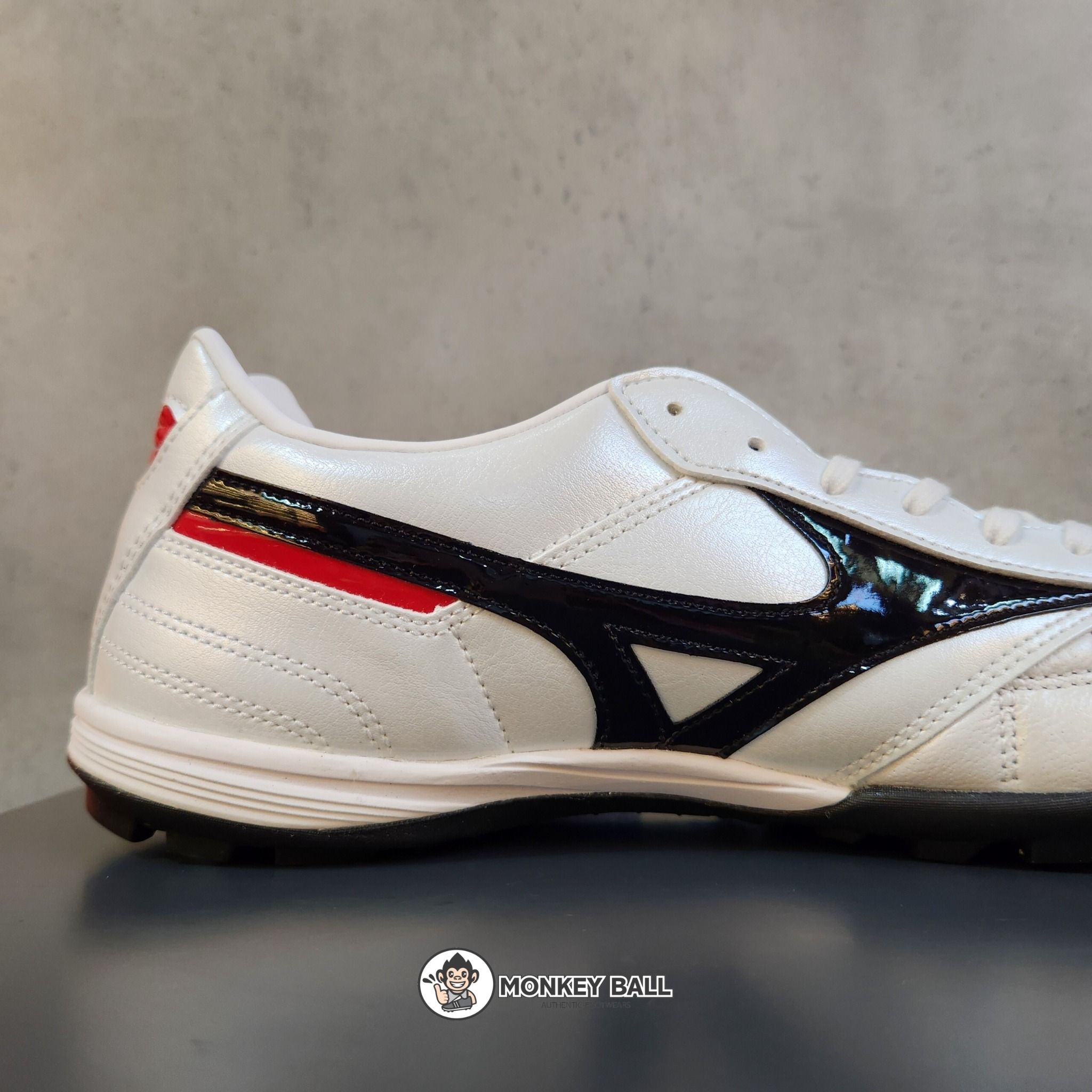 Mizuno Morelia TF - Q1GB190209 - Trắng / Đen