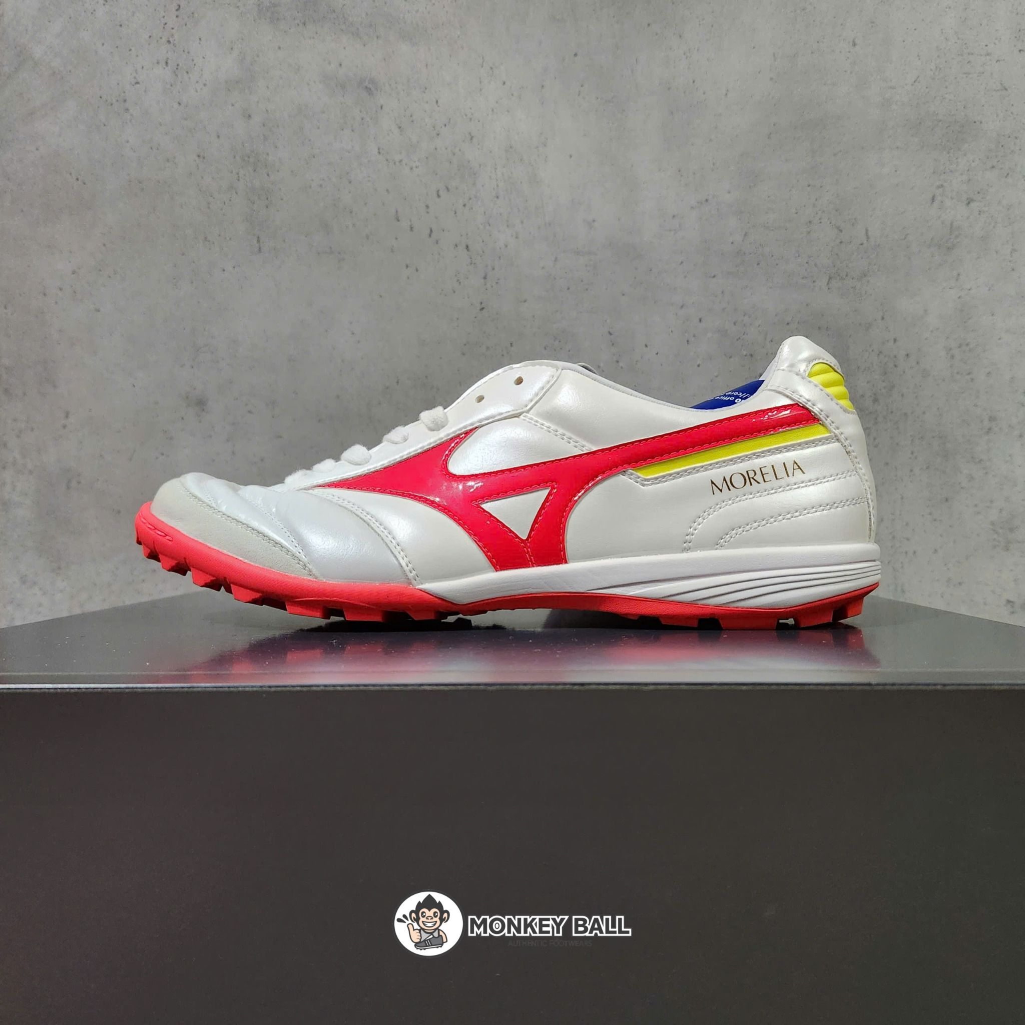 Mizuno Morelia Sala Elite TF - Q1GB230164 - Trắng / Cam