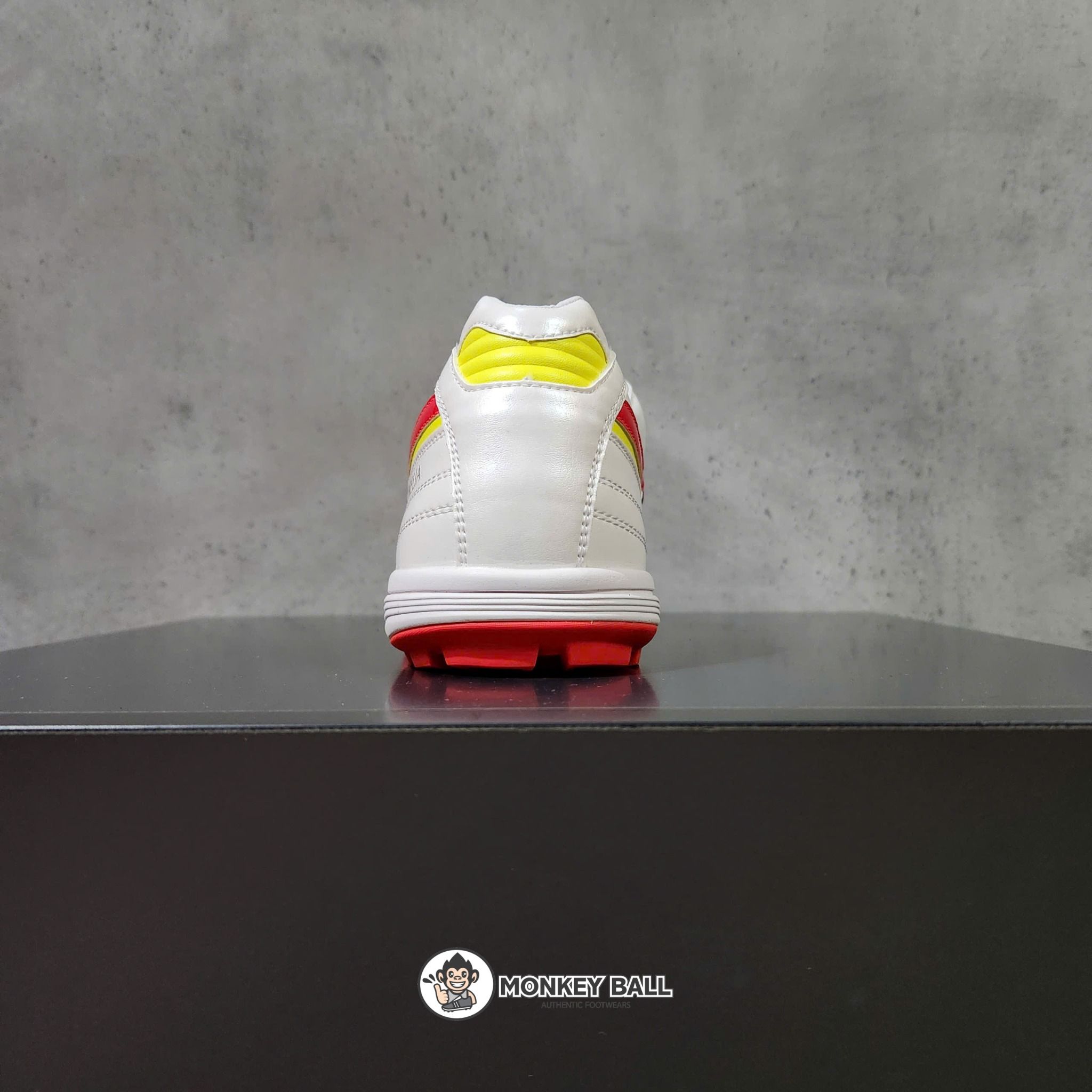 Mizuno Morelia Sala Elite TF - Q1GB230164 - Trắng / Cam