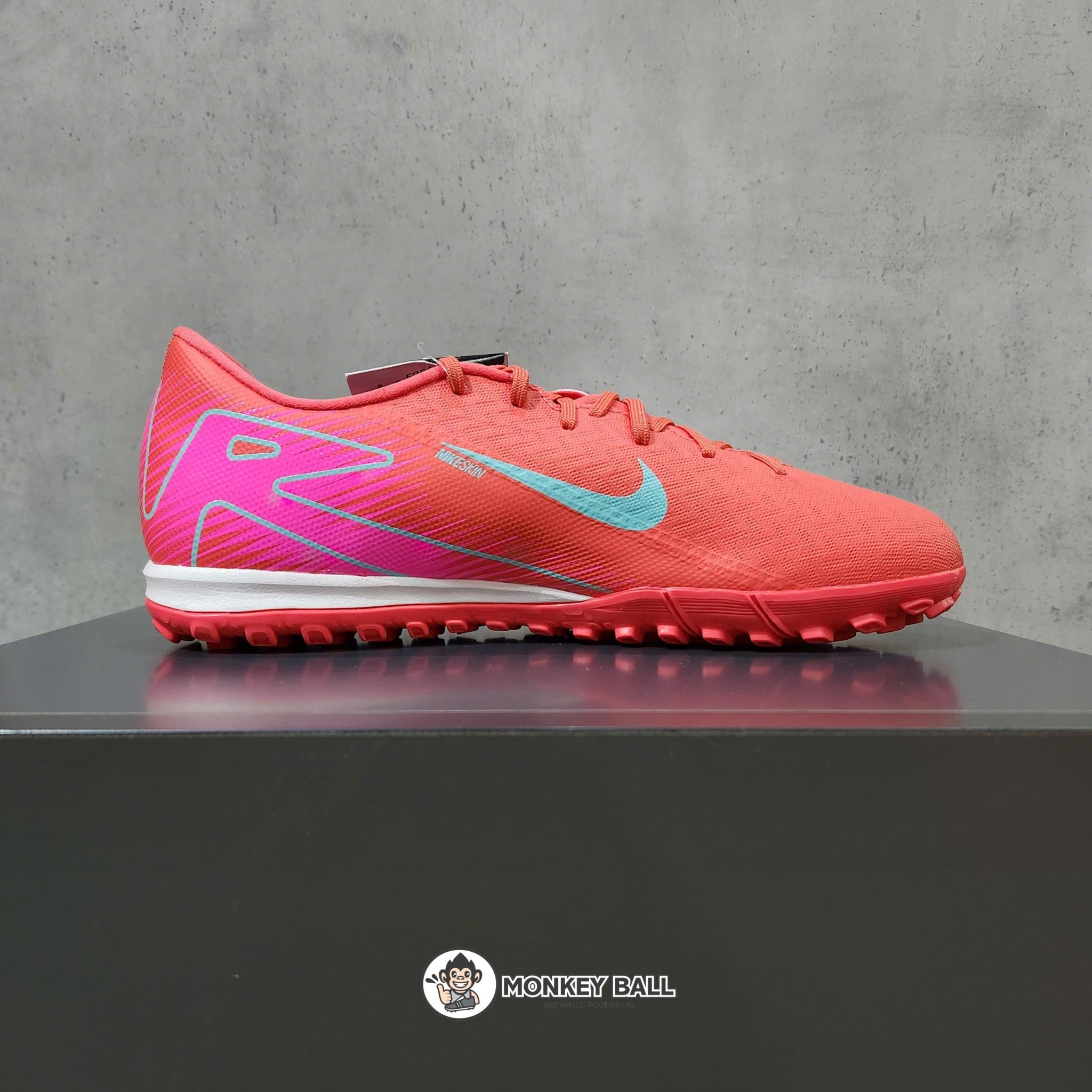 Nike Zoom Vapor 16 Academy TF - FQ8449-800 - Đỏ / Trắng