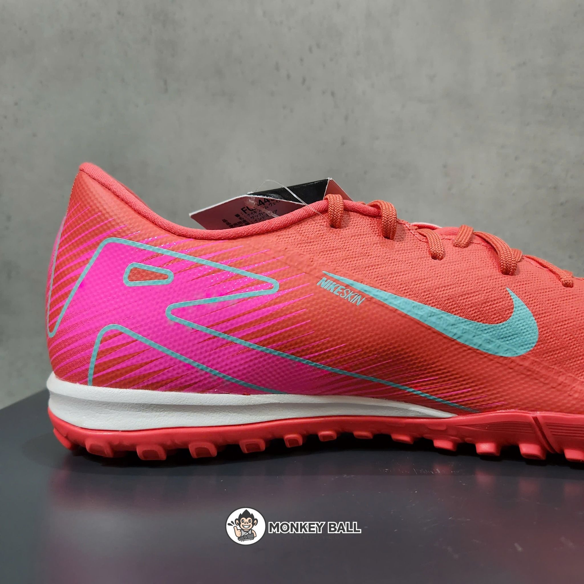 Nike Zoom Vapor 16 Academy TF - FQ8449-800 - Đỏ / Trắng