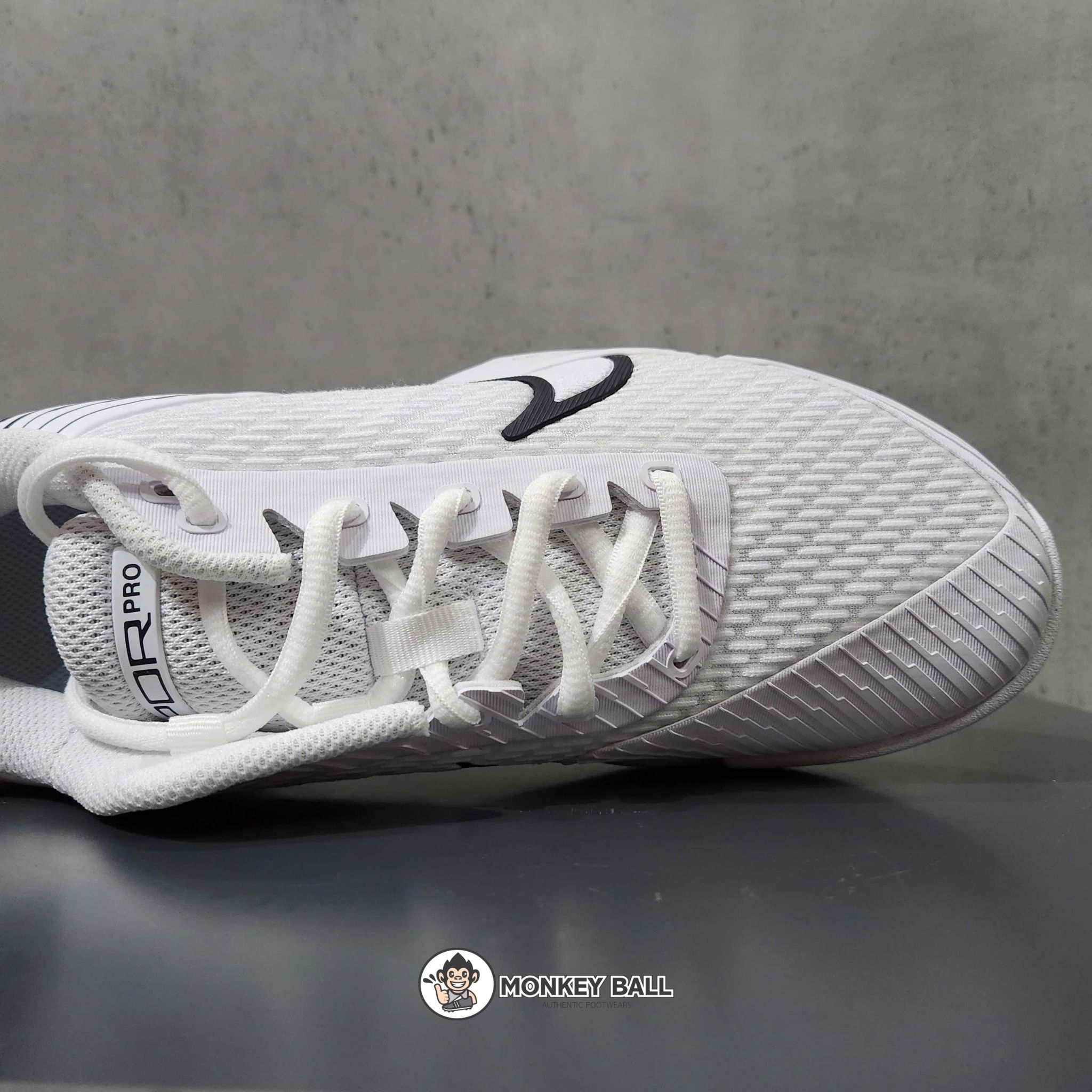 Giày Pickleballl Nike Zoom Vapor Pro 2 - DR6192-101 - Trắng Đen