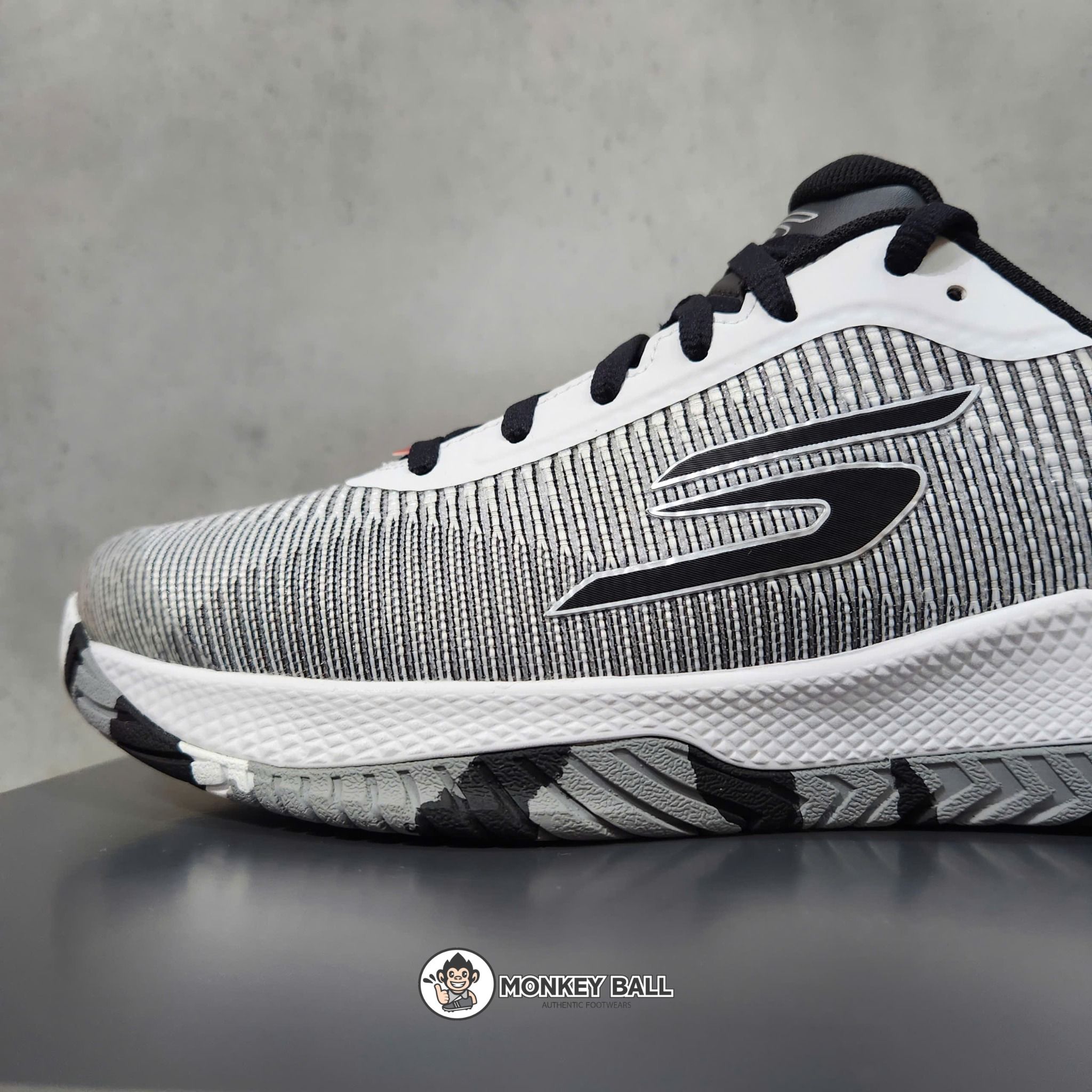 Giày Pickleball Skechers Viper Court Pro 2.0 - Bạc / Đen