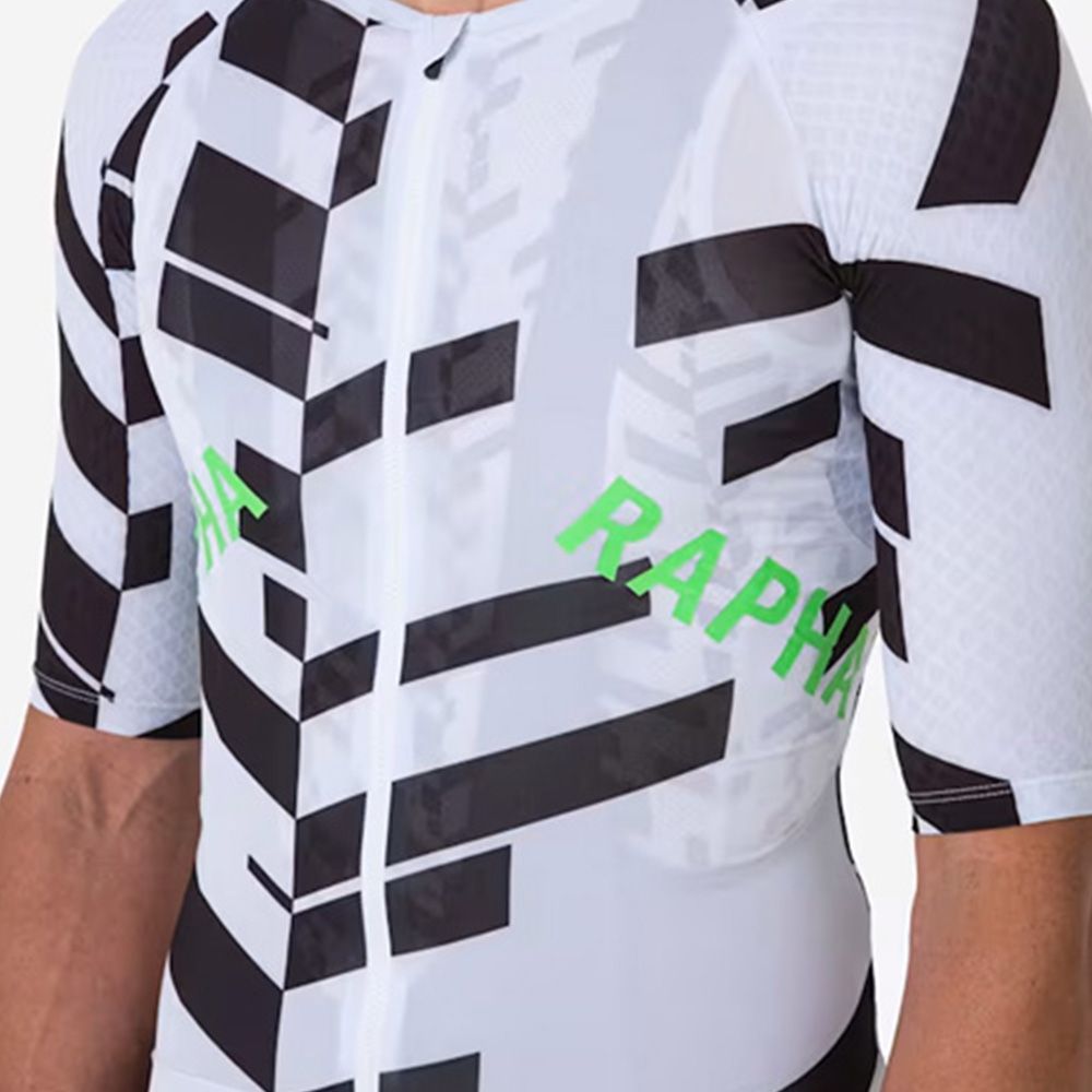 Cycling apparel
