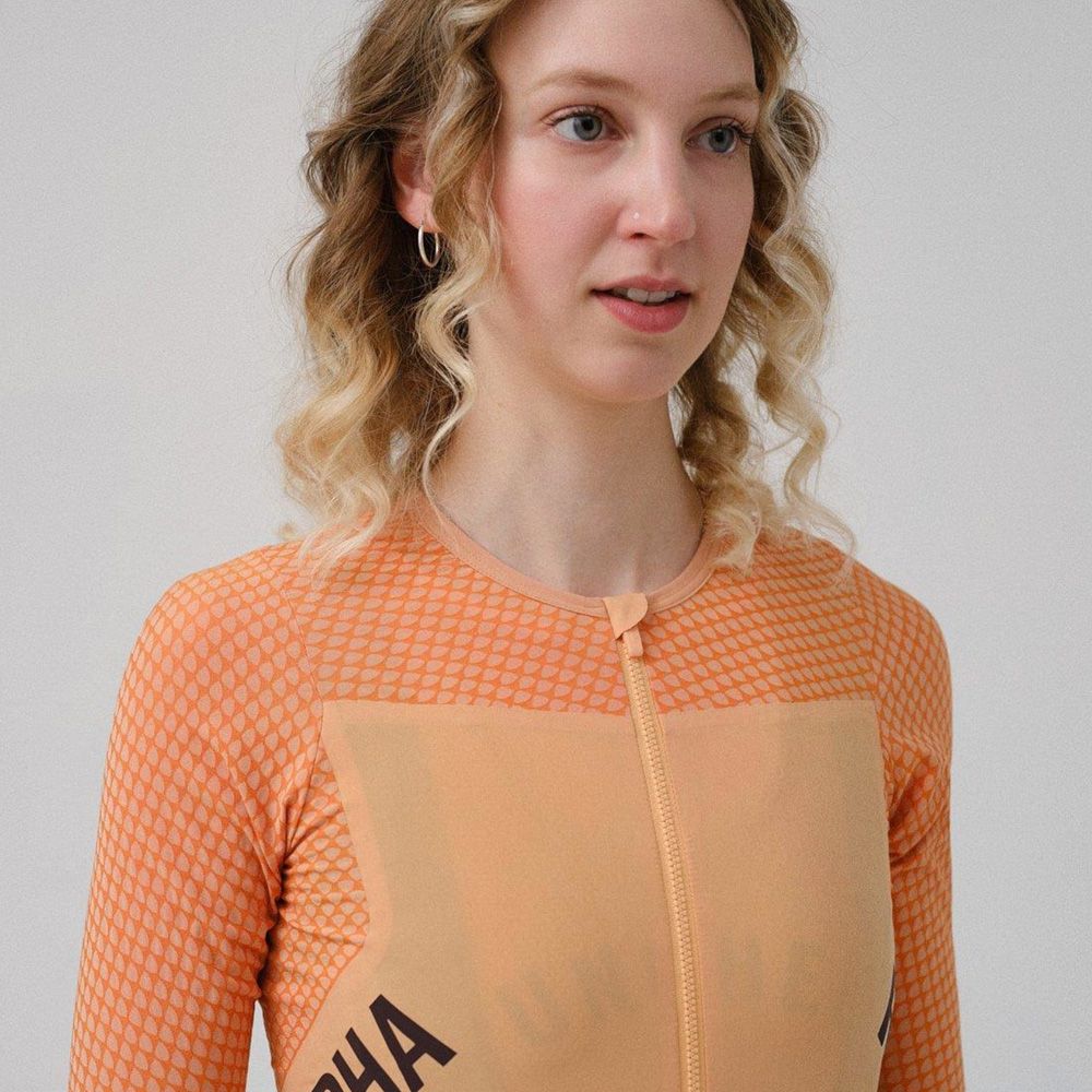 Cycling apparel