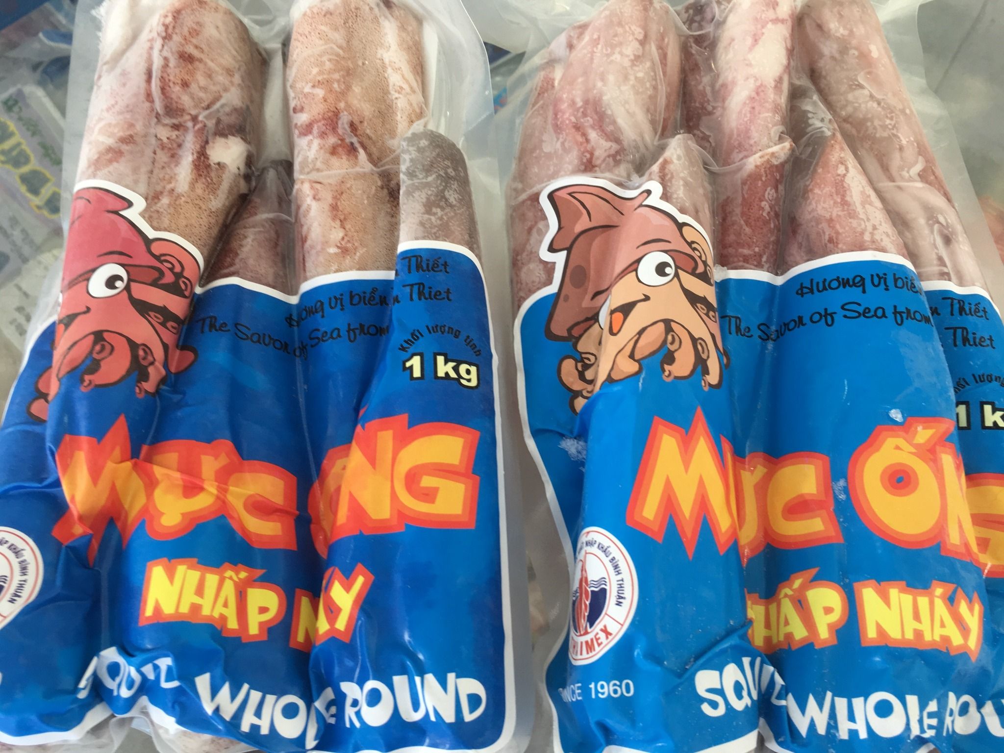  Mực ống nhấp nháy 1kg 