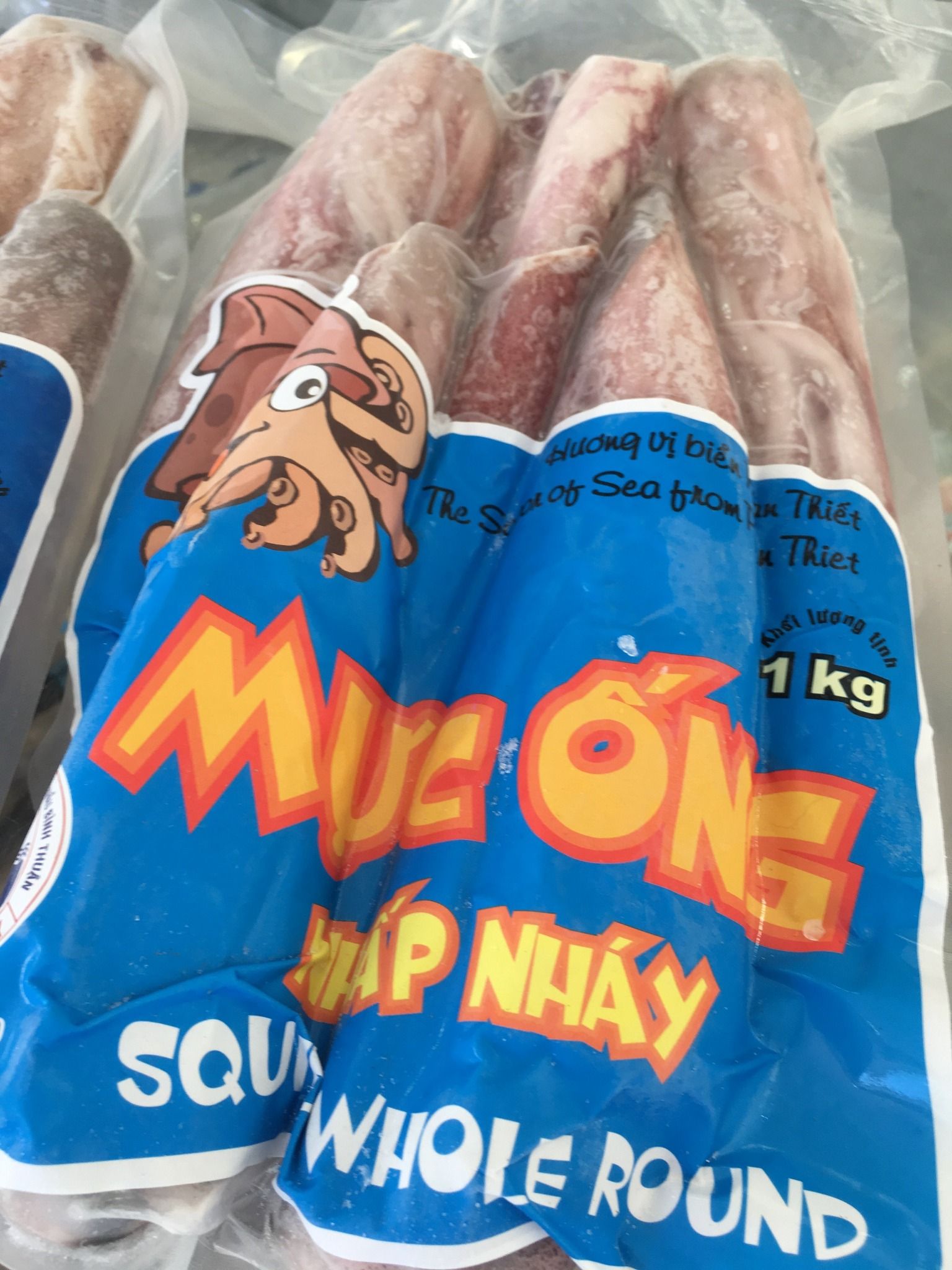  Mực ống nhấp nháy 1kg 