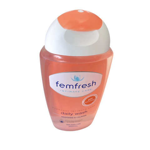  Dung dịch vệ sinh phụ nữ Femfresh 250ml 