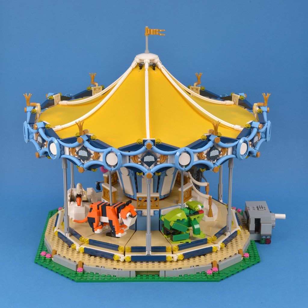  Mô Hình Nhựa 3D Lắp Ráp Creator Vòng Quay Thú Nhún Khổng Lồ A19084 (Carousel, 2705 mảnh) - LG0095 