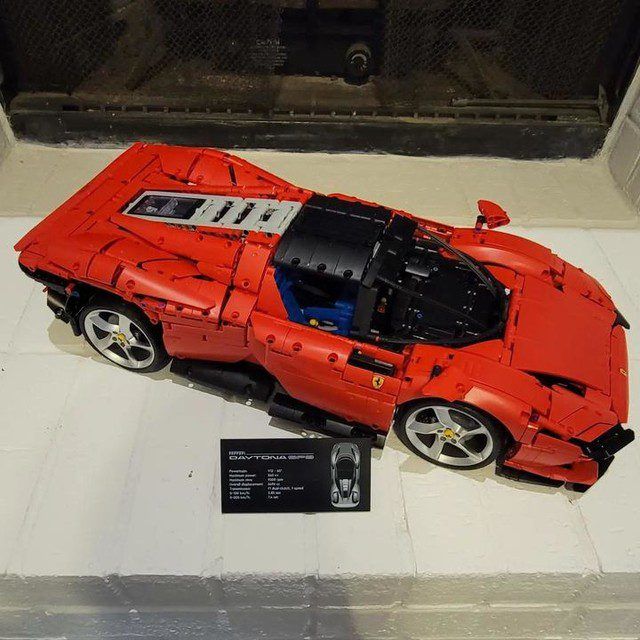  Mô Hình Nhựa 3D Lắp Ráp Siêu Xe Đua Ferrari Daytona SP3 81998 (3778 mảnh) - LG0051 