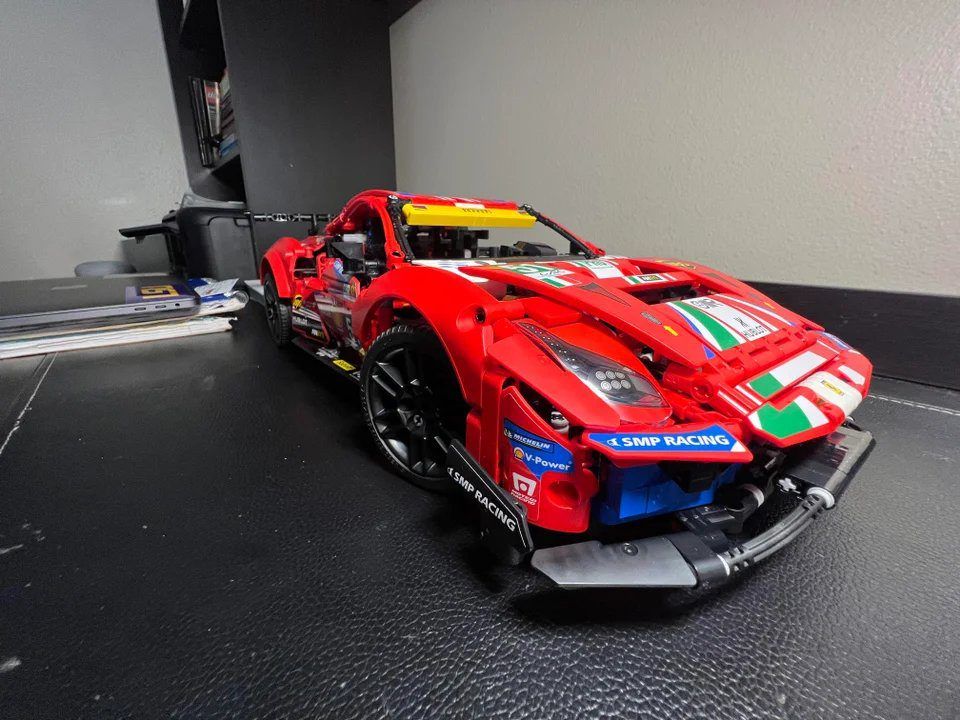  Mô Hình Nhựa 3D Lắp Ráp Siêu Xe Đua Ferrari 488 GTE AF Corse #51 (1677 mảnh) - LG0093 