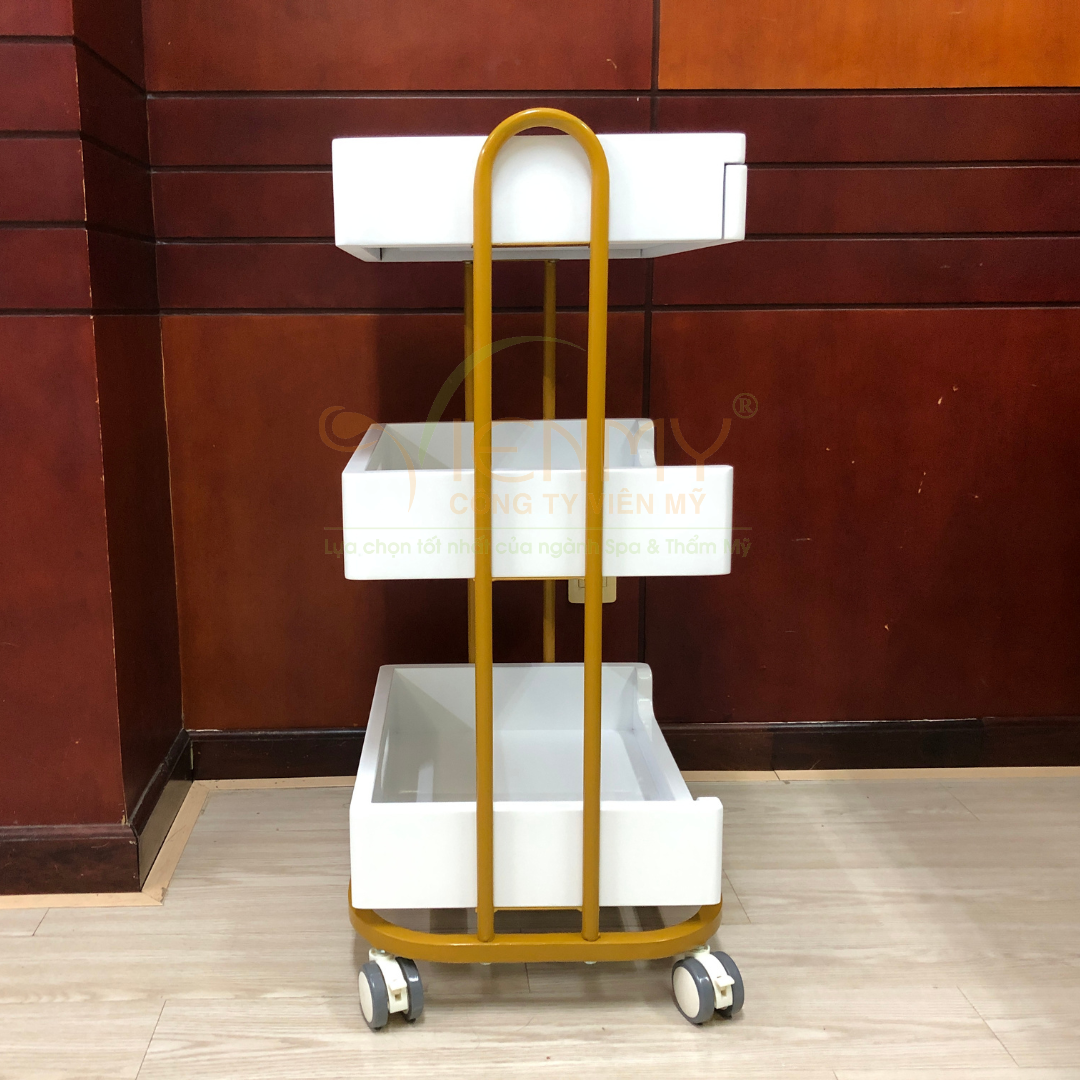 Kệ xe đẩy khung sắt vàng, khay gỗ có học tủ K204-T