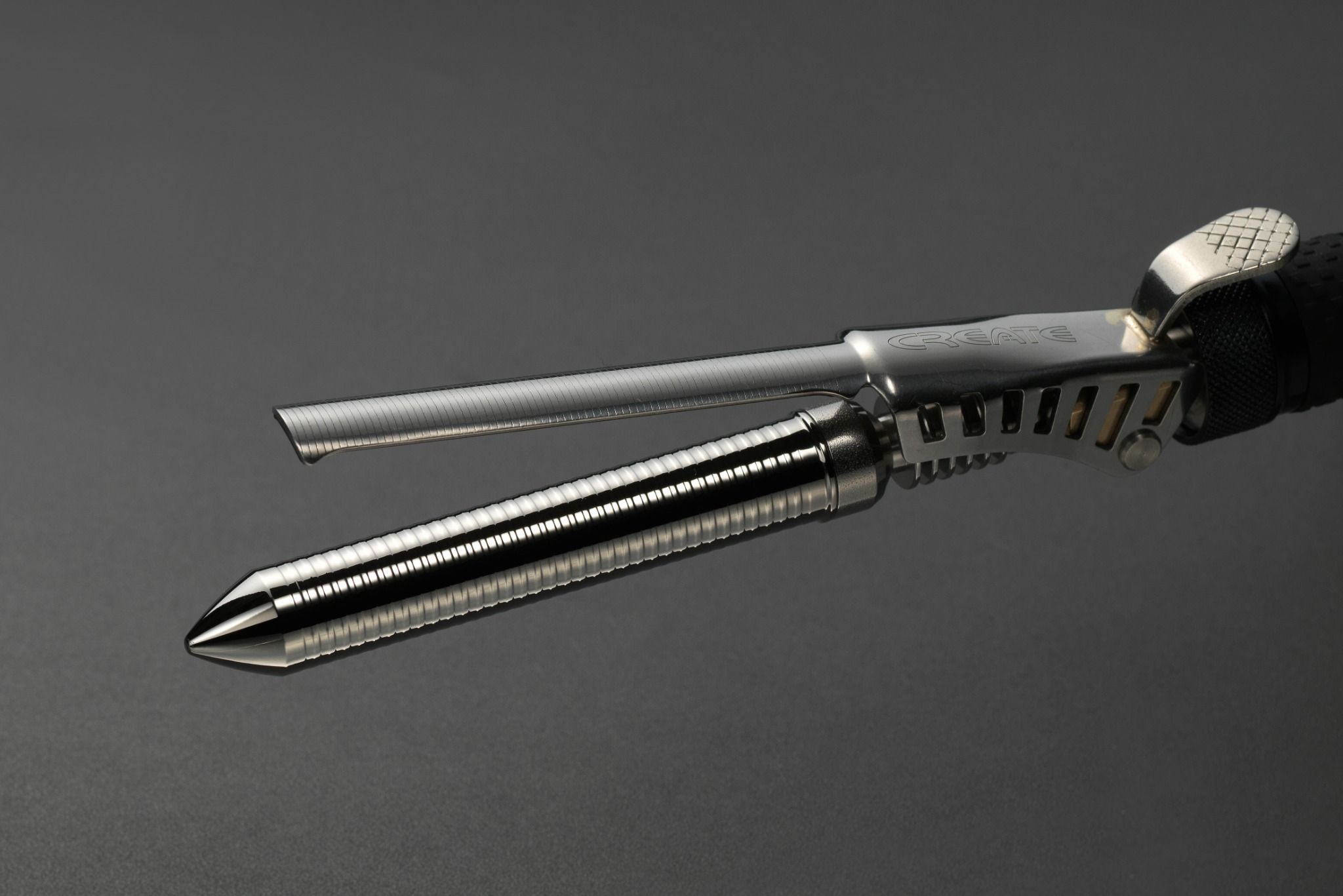 MÁY UỐN NÓNG TITANIUM WIVV