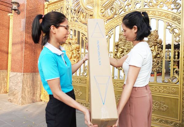 Kim tự tháp Thiên Tạo cao 191 cm, cạnh đáy 108 cm
