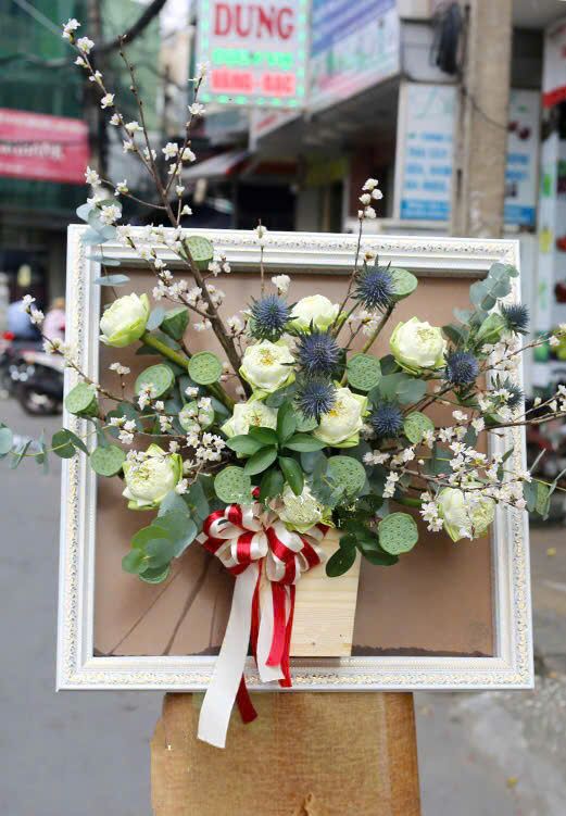 Kệ Hoa Hưng Thịnh - TH17