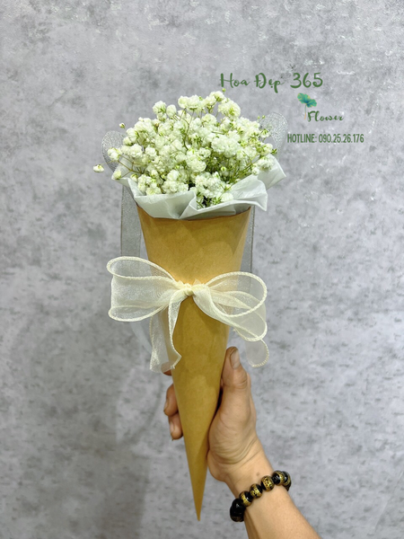 Bó Hoa 20/10 Độc Lạ, Trend 2025 Tại Shop Hoa Uy Tín TP.HCM - Flosa