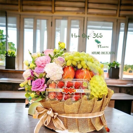 Giỏ Trái Cây Tặng Khách Hàng - GTC79