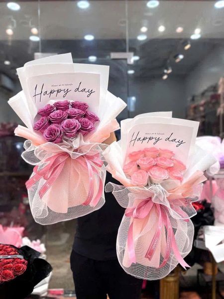 Bó Hoa 20/10 Độc Lạ, Trend 2025 Tại Shop Hoa Uy Tín TP.HCM - Flosa