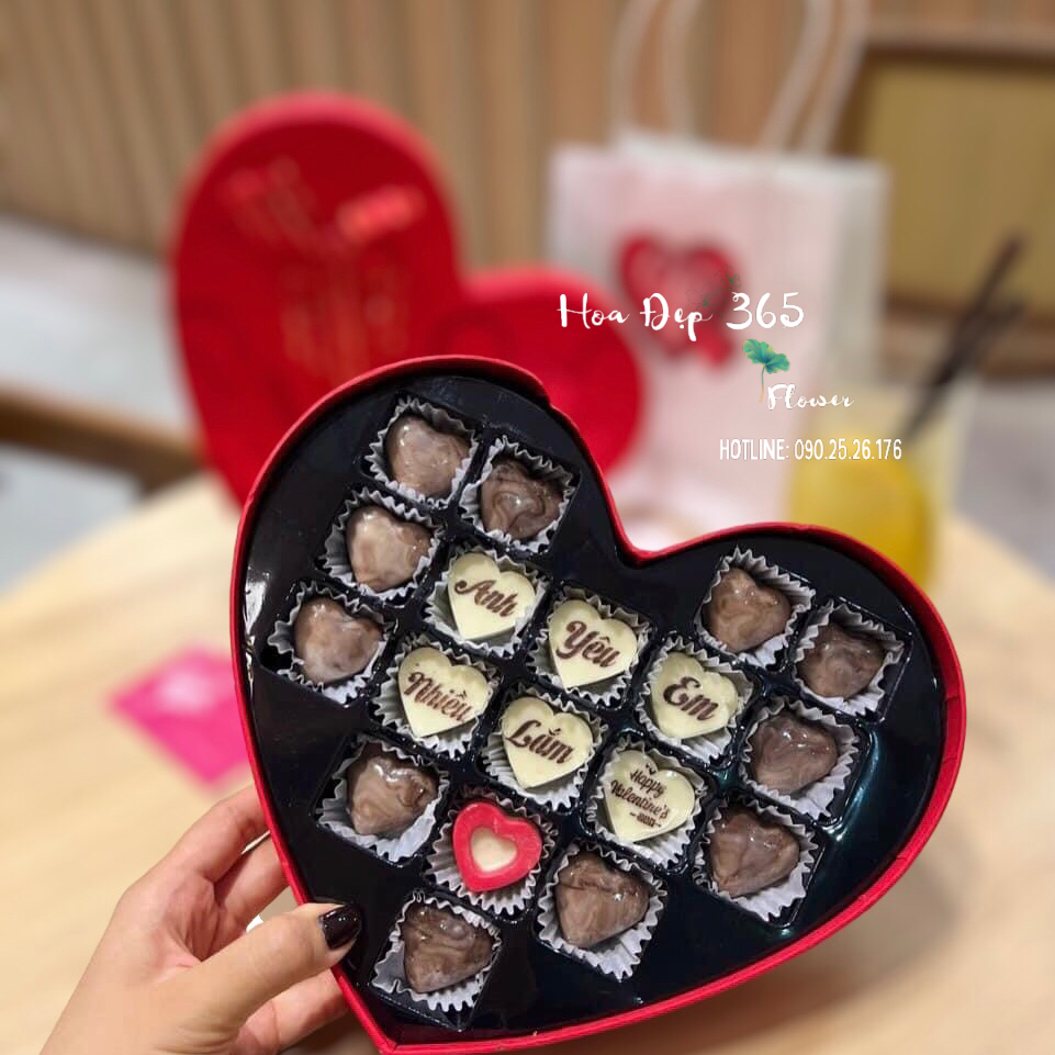 Hộp Chocolate Anh Yêu Em Nhiều Lắm - HCCL05 - Quà Valentine's