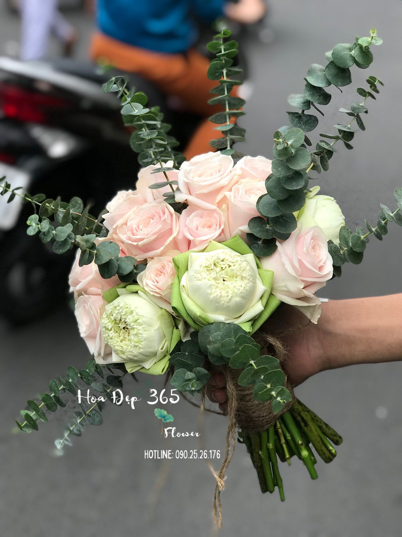 Bó Hoa Cưới Cầm Tay Cô Dâu Mãi Bên Nhau - HC18
