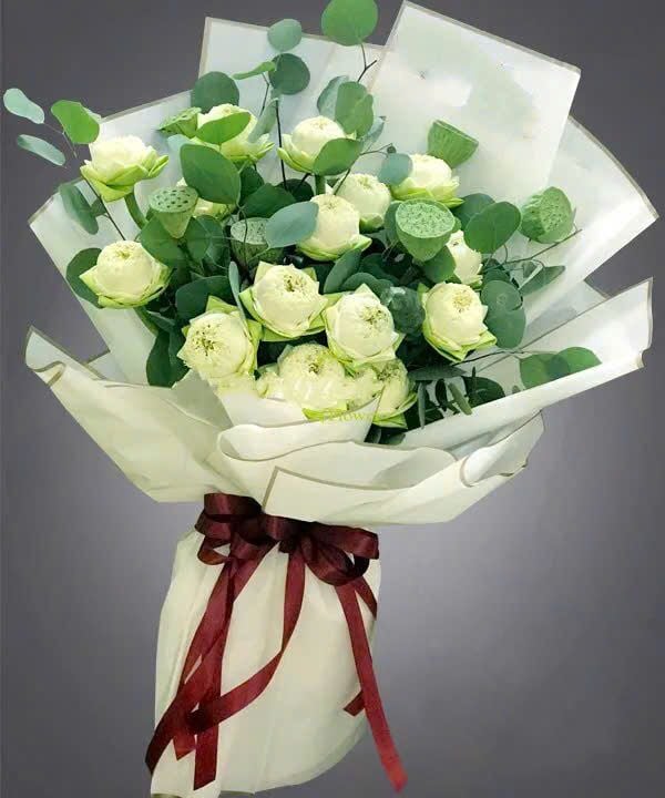 Bó Hoa Sen Trắng - HBD118