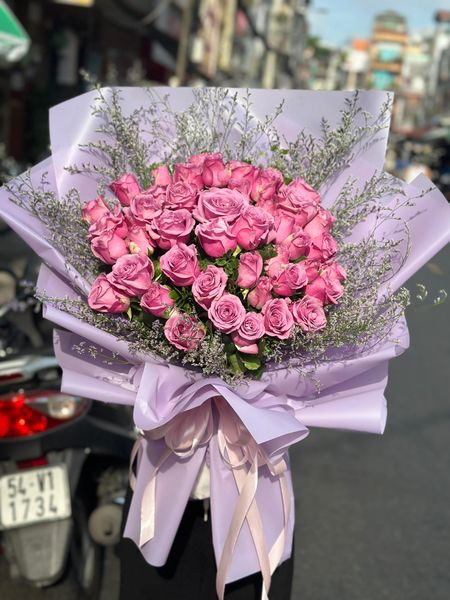 Bó hoa hồng khổng lồ - Món quà ý nghĩa dành tặng vợ trong dịp 20/10
