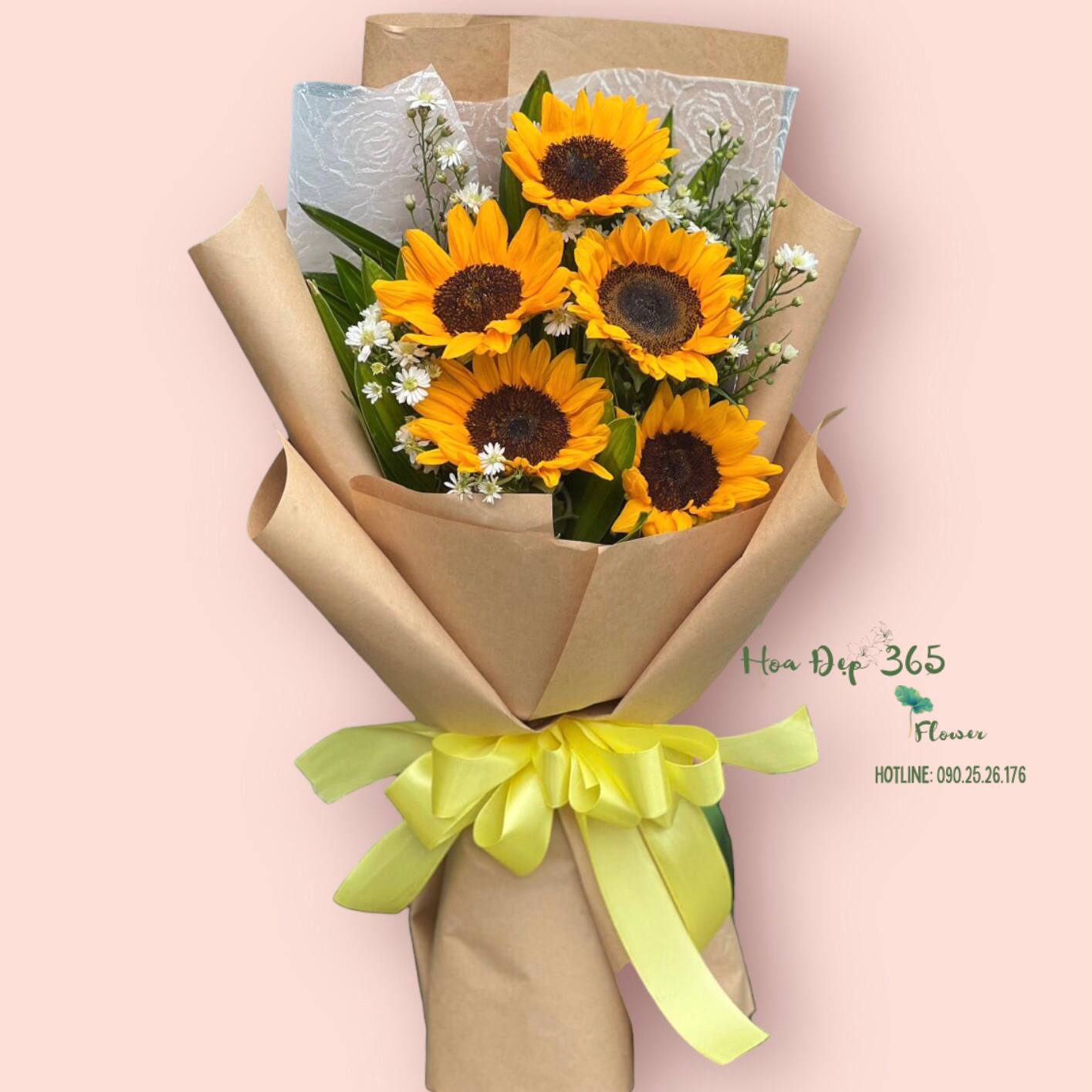Bó Hoa Tình Yêu Thương Tốt Nghiệp - HBD244