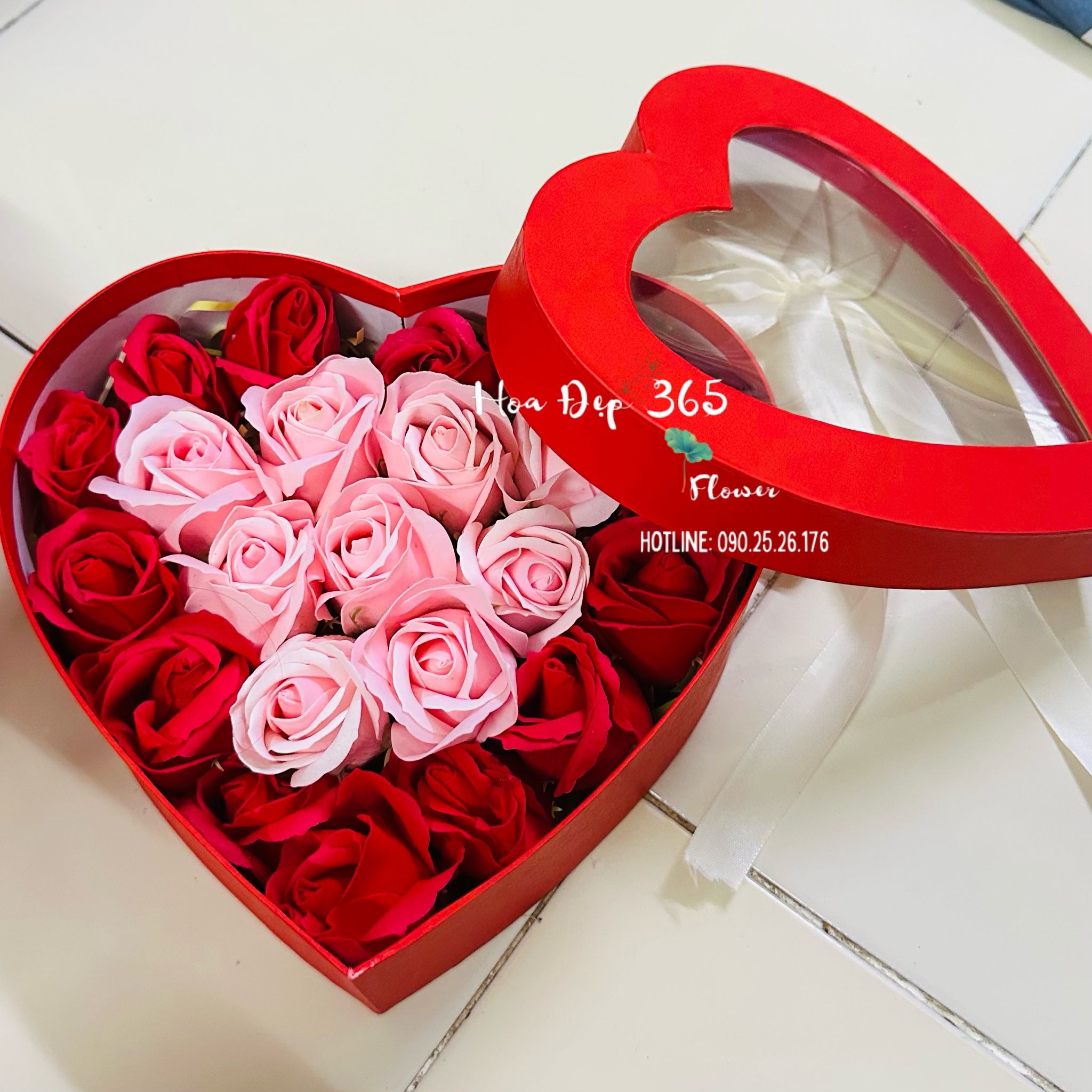 Hộp Hoa Trái Tim Sáp Thơm - HST40 - Hoa 20/10