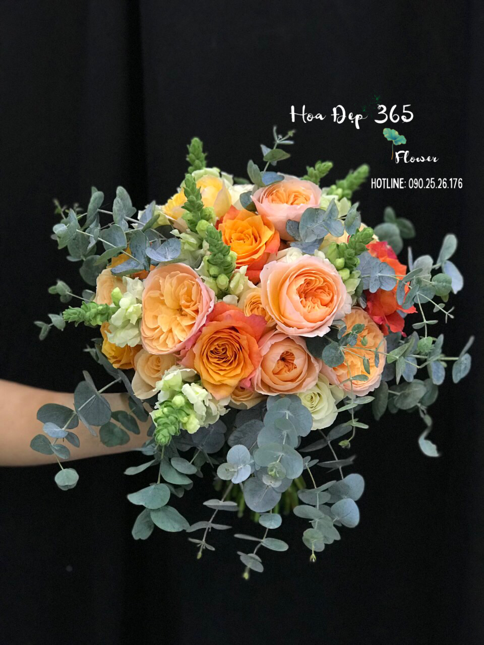 Hoa Cưới Cầm Tay Cô Dâu Love Paradise - HC36