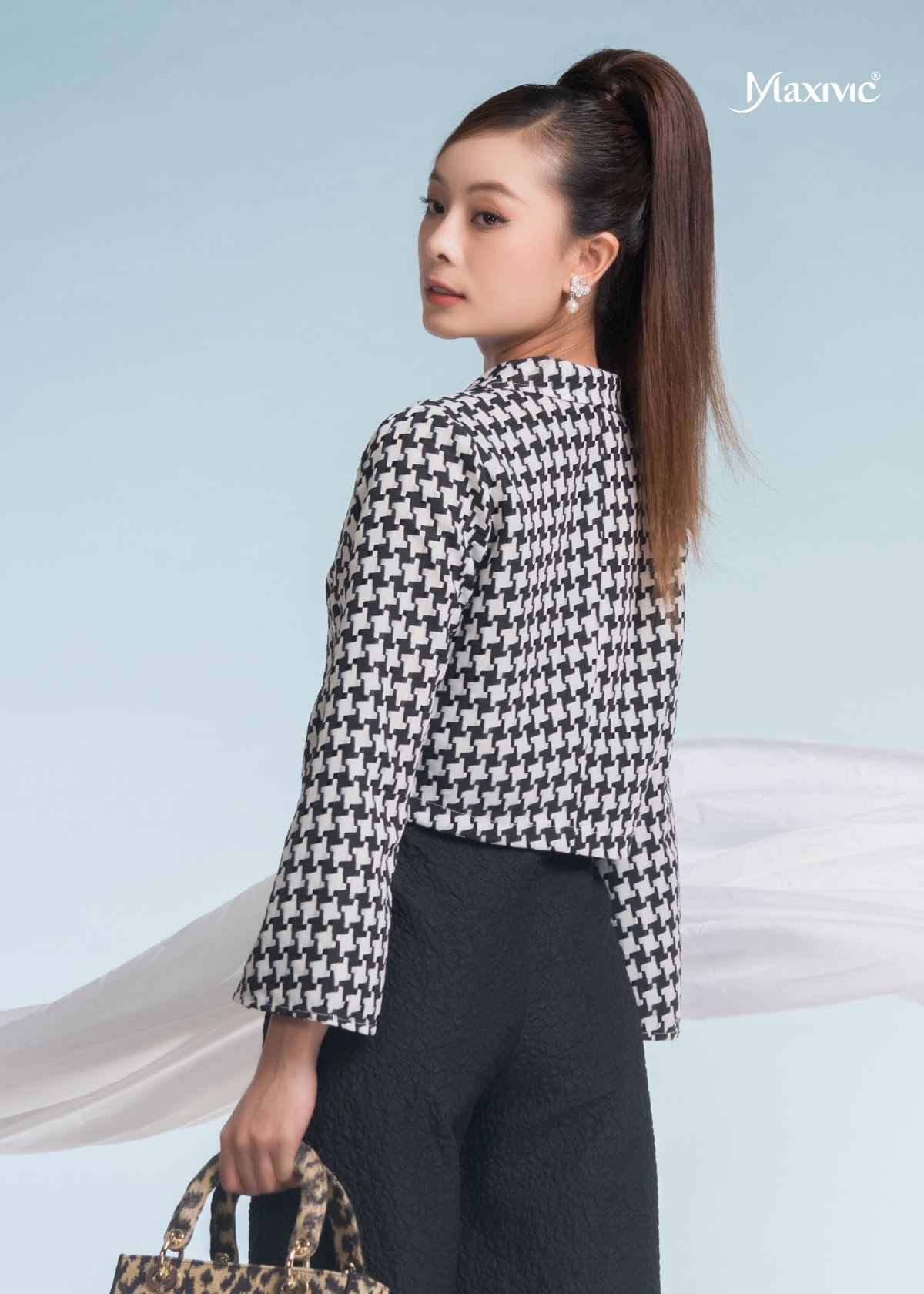  ÁO VEST CROPTOP GINGHAM TRẮNG ĐEN 