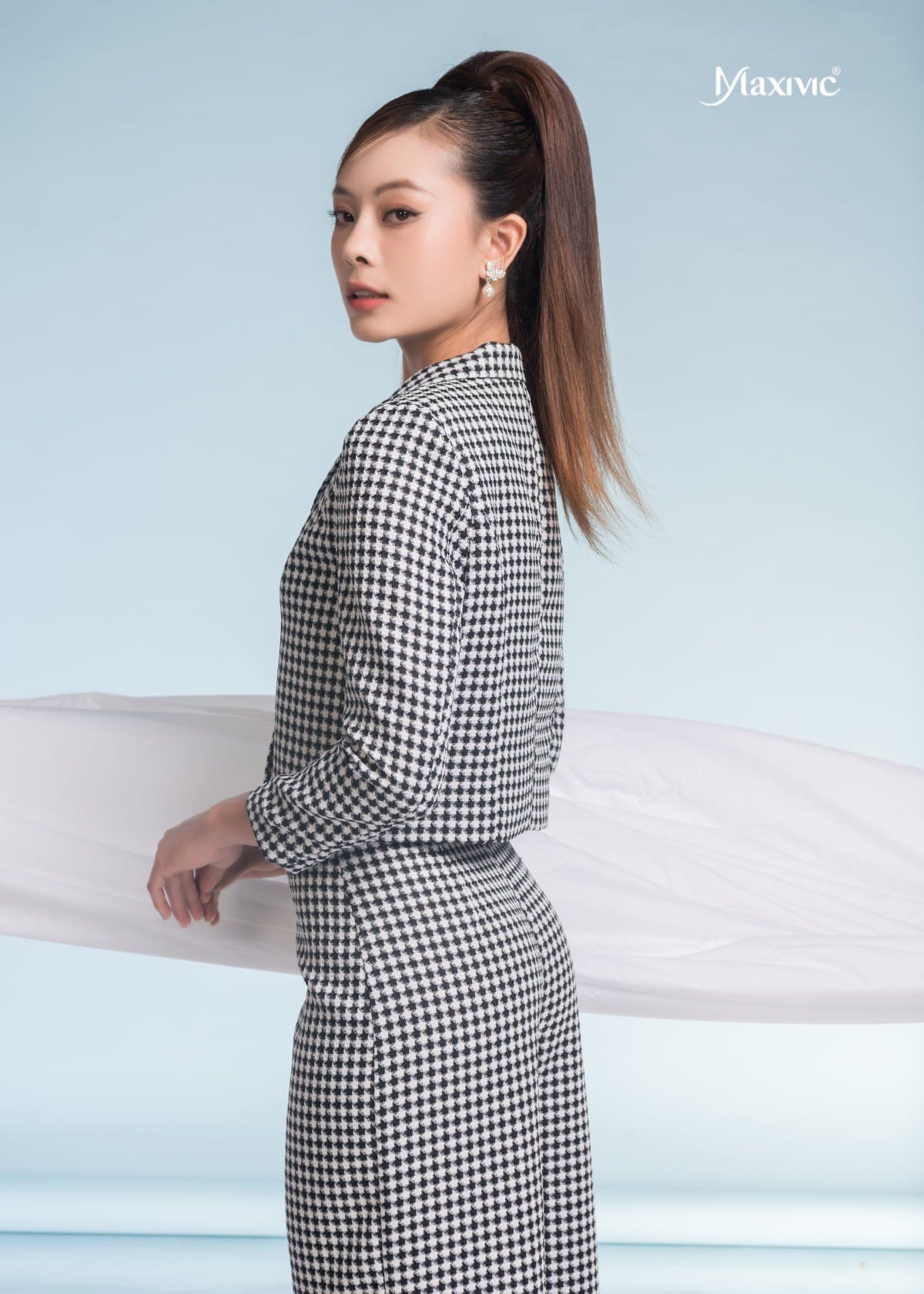  SET VEST CROPTOP GINGHAM TRẮNG ĐEN 