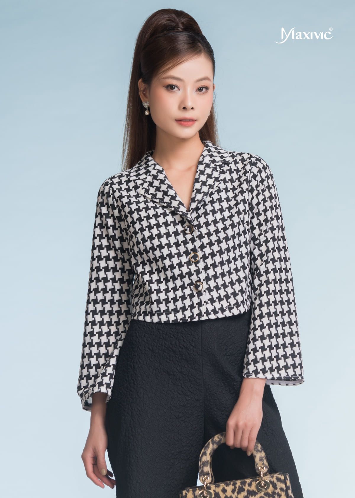  SET VEST CROPTOP ÁO GINGHAM TRẮNG ĐEN QUẦN LAYA ĐEN HOA NỔI 