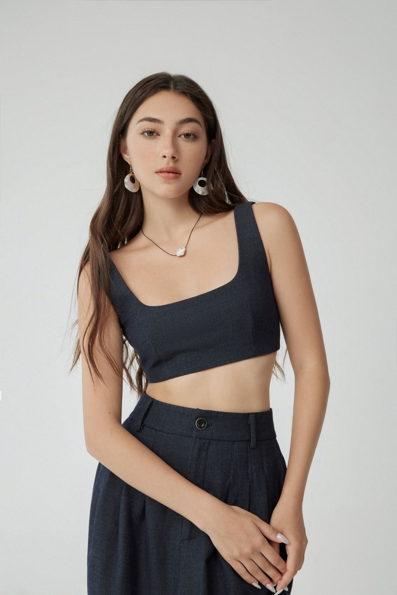 DEMI TOP