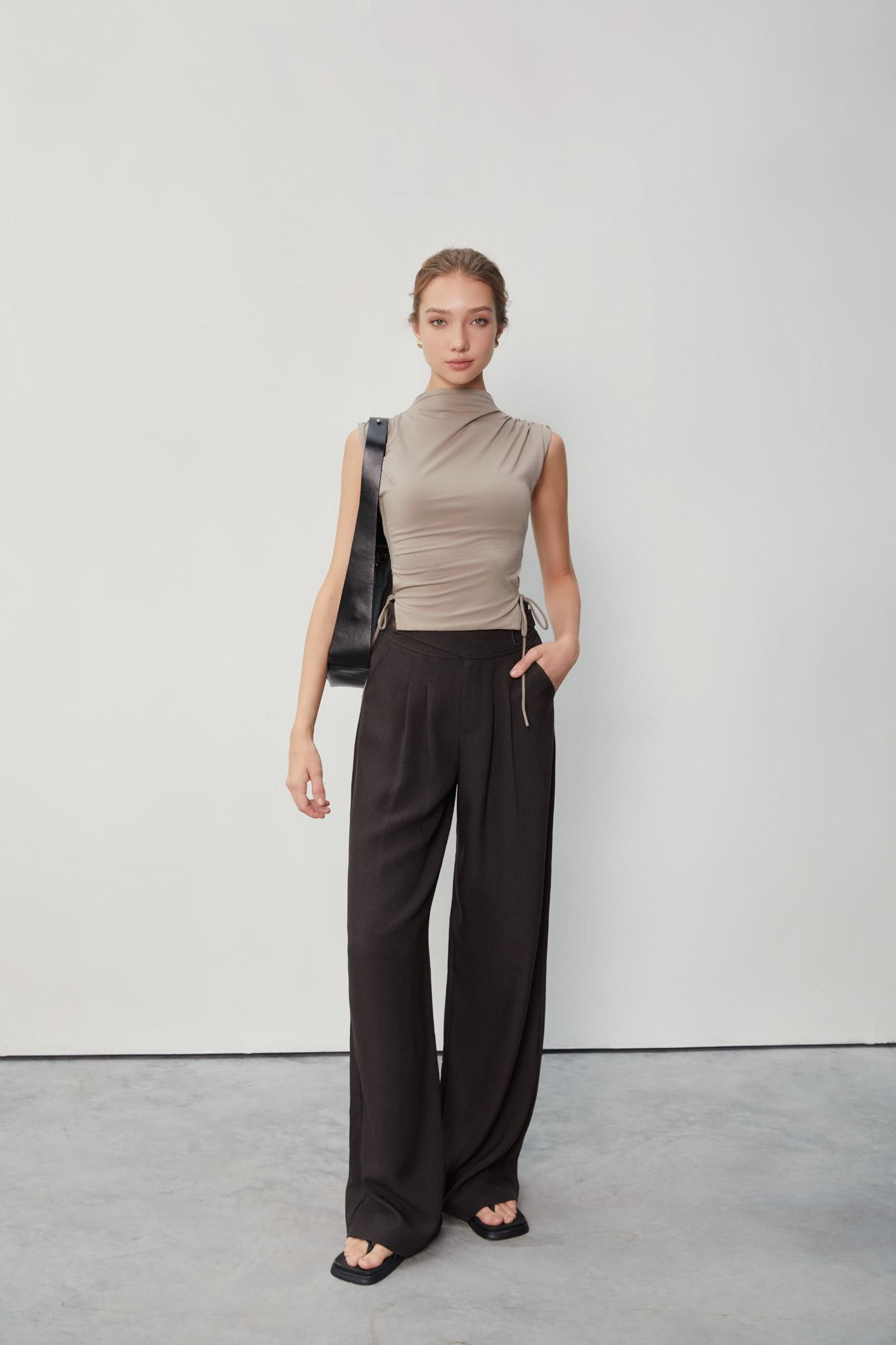 WRAP BELT TROUSERS - BROWN