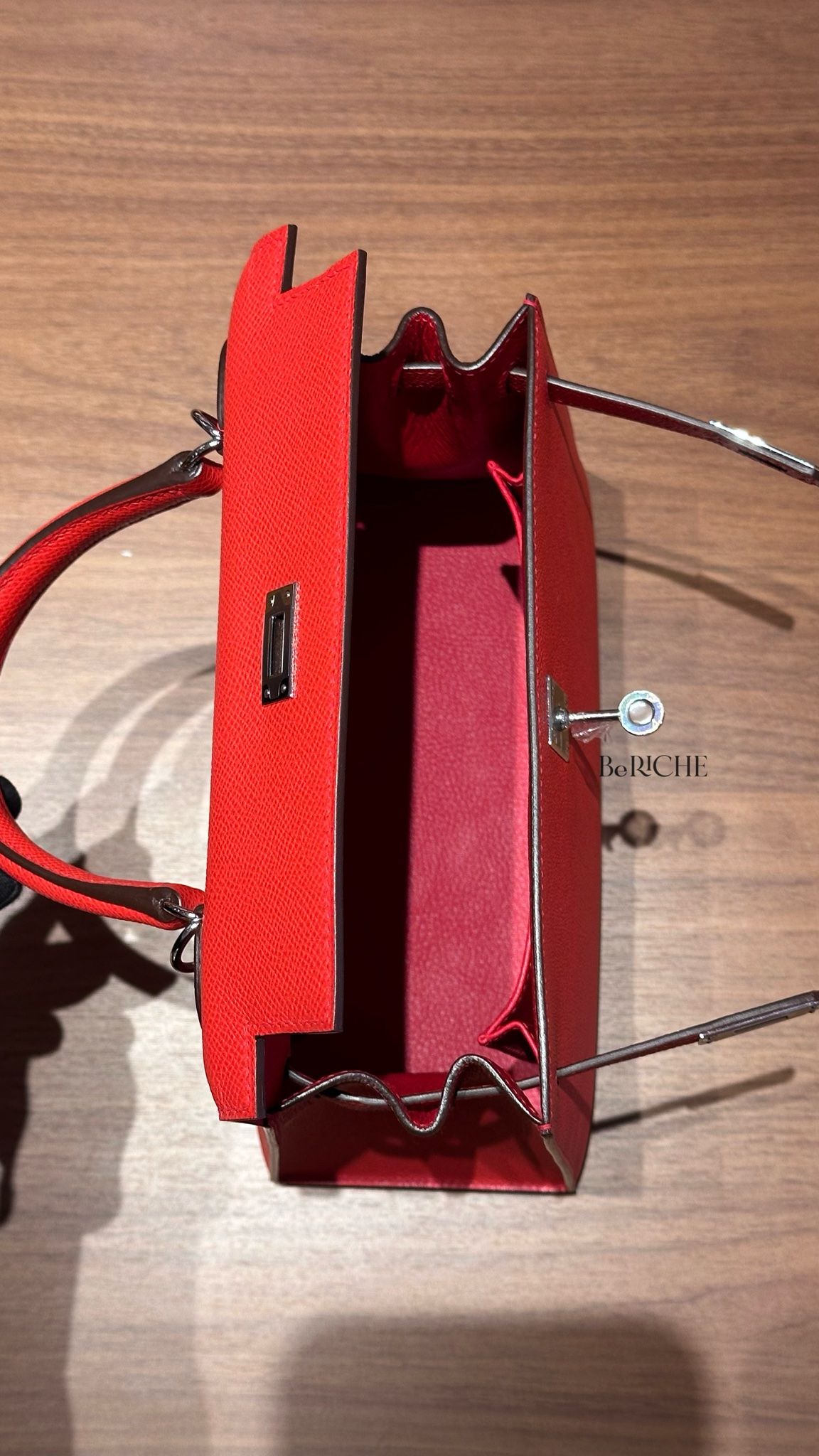 Kelly K25 Epsom Rouge de coeur PHW