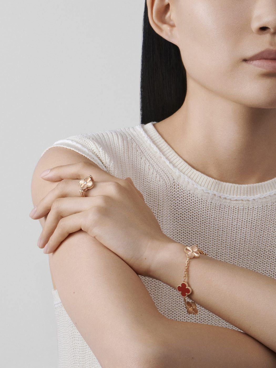 VCA Vintage Alhambra reversible ring
