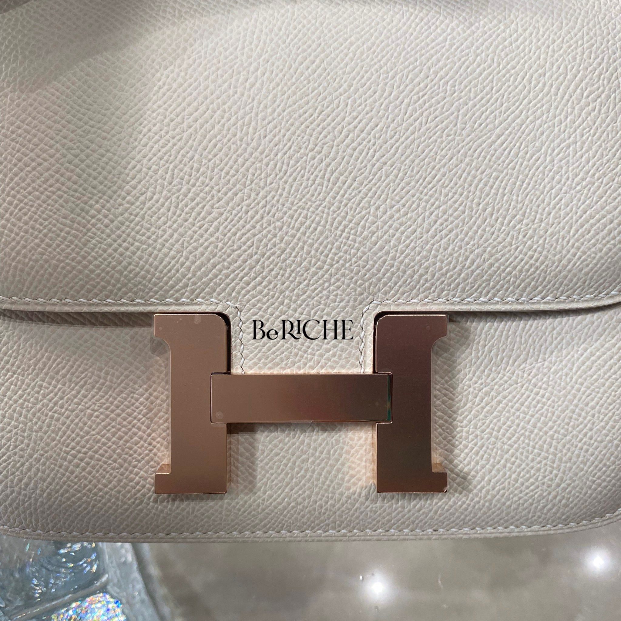 Constance 18 Epsom Craie RGHW (Mirror)