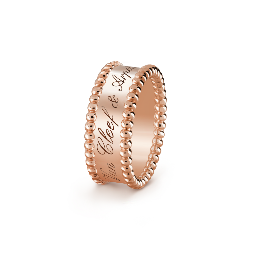 VCA Perlée signature ring