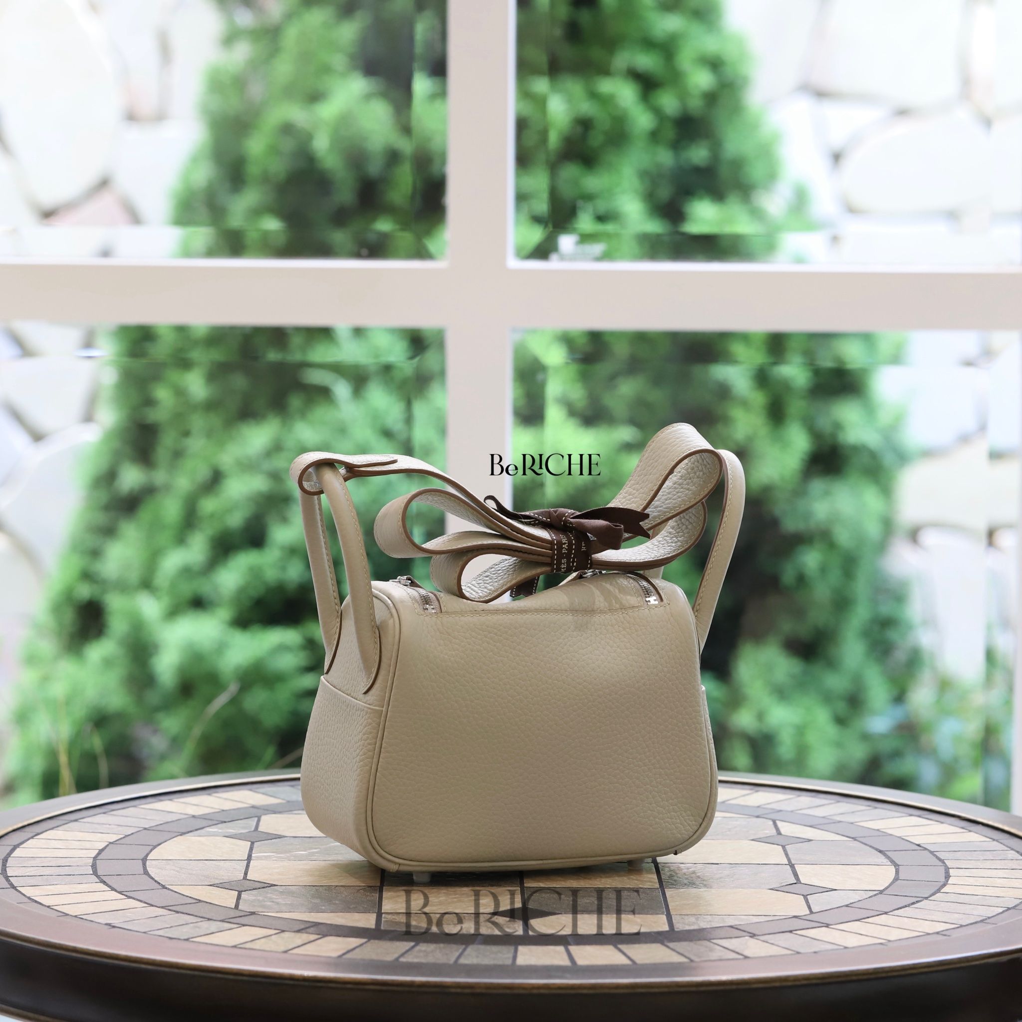 Mini Lindy 20 Clemence Leather Gris Perle PHW